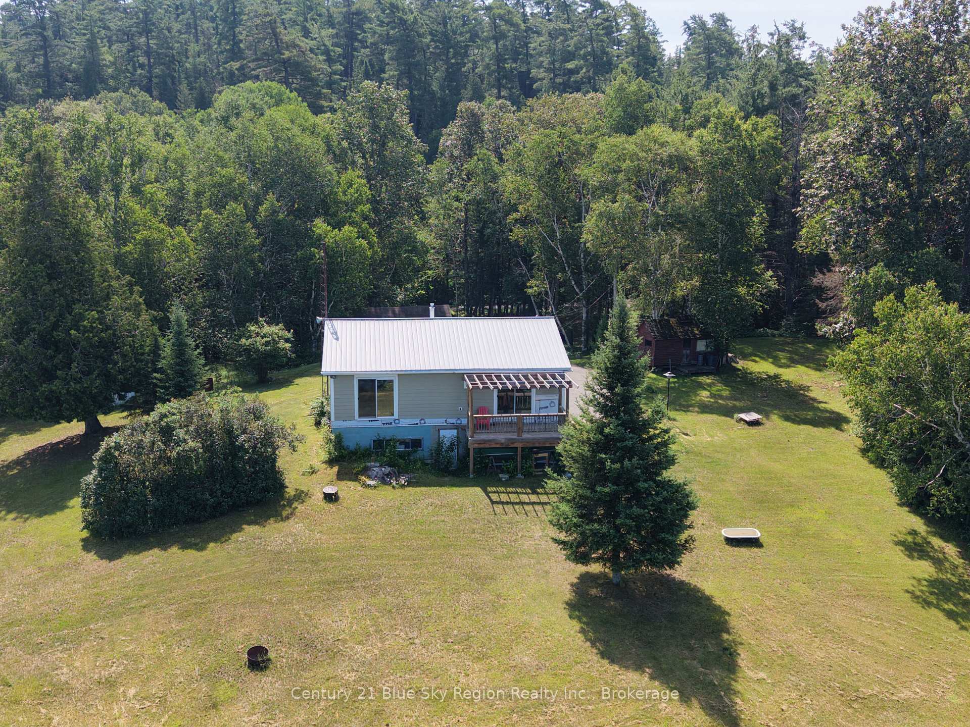Photo 5 of 24 Beaverland Road, Unorganized Townships, Marten River — HOMEH