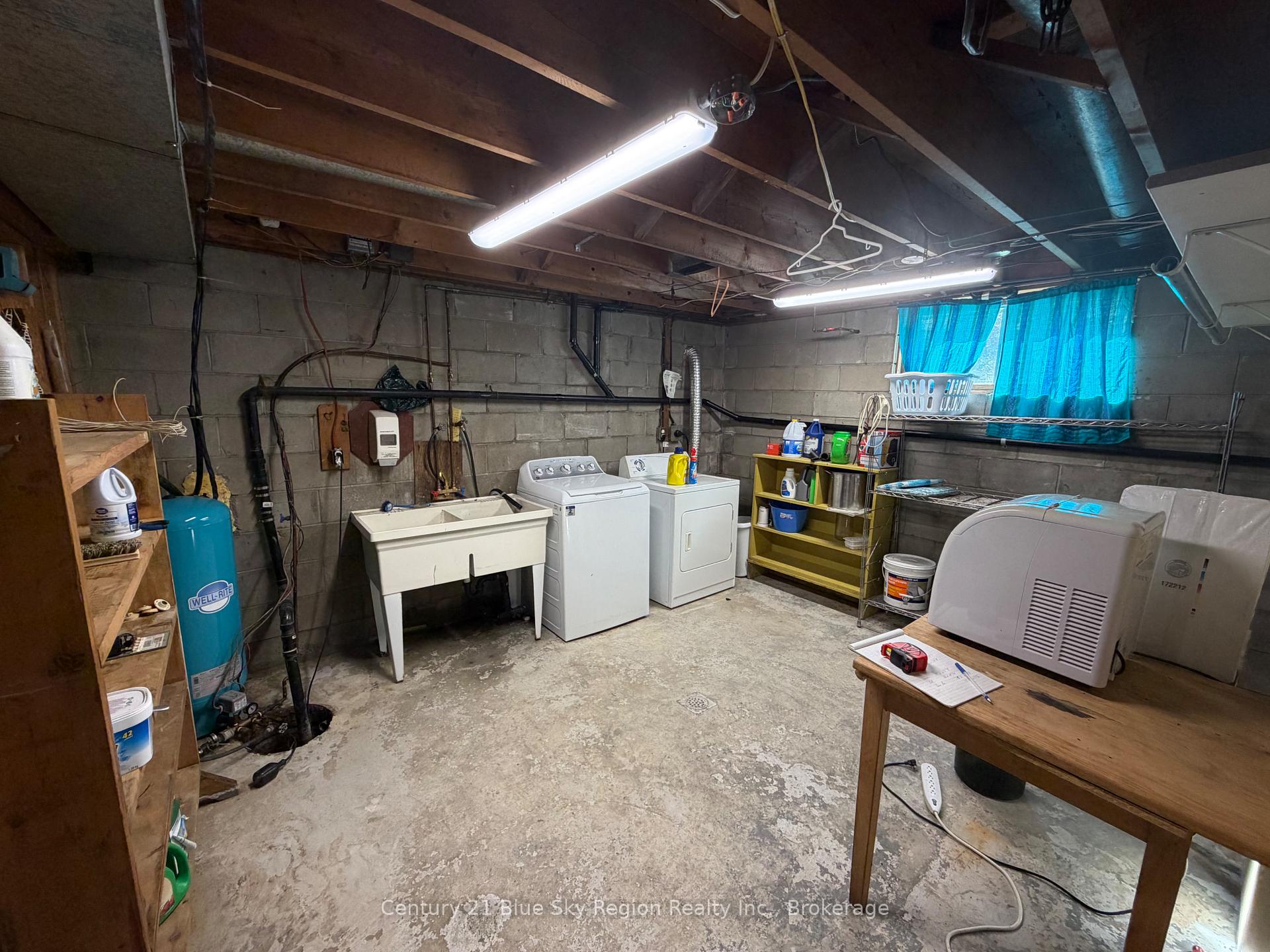 Photo 29 of 24 Beaverland Road, Unorganized Townships, Marten River — HOMEH