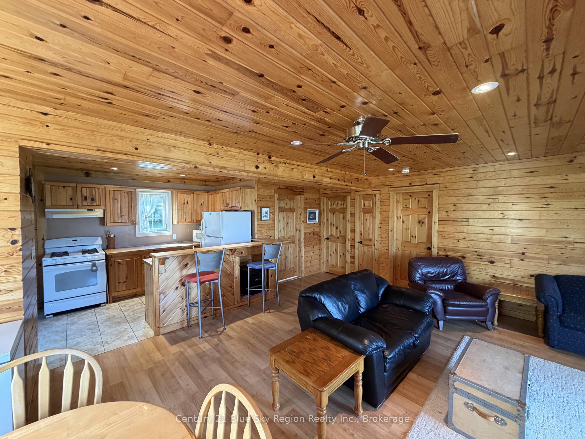 Photo 35 of 24 Beaverland Road, Unorganized Townships, Marten River — HOMEH