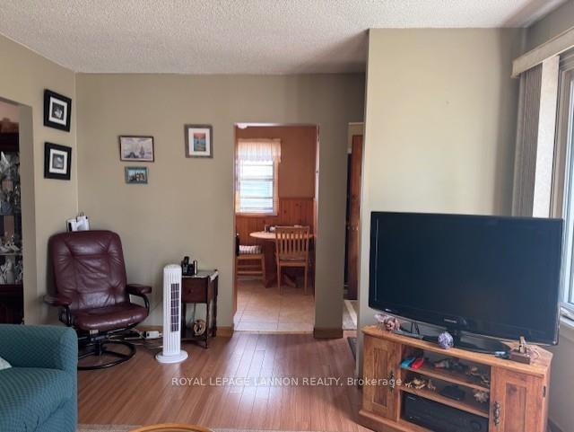 Photo 6 of 129 Ray Boulevard, Thunder Bay, Mariday Heights — HOMEH