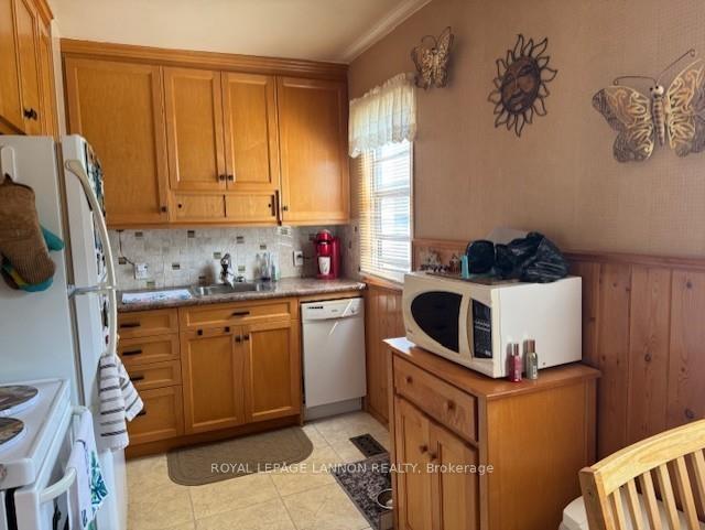 Photo 10 of 129 Ray Boulevard, Thunder Bay, Mariday Heights — HOMEH