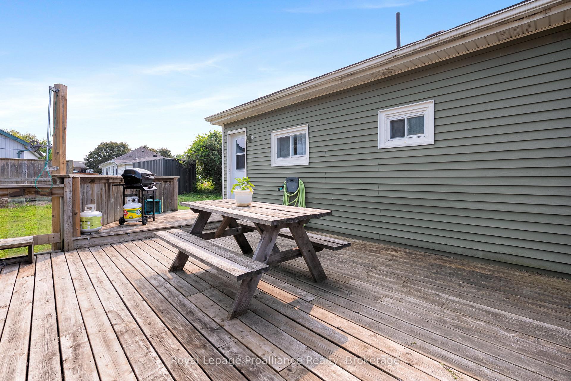 Photo 23 of 36 Byron Street, Belleville, Belleville Ward — HOMEH