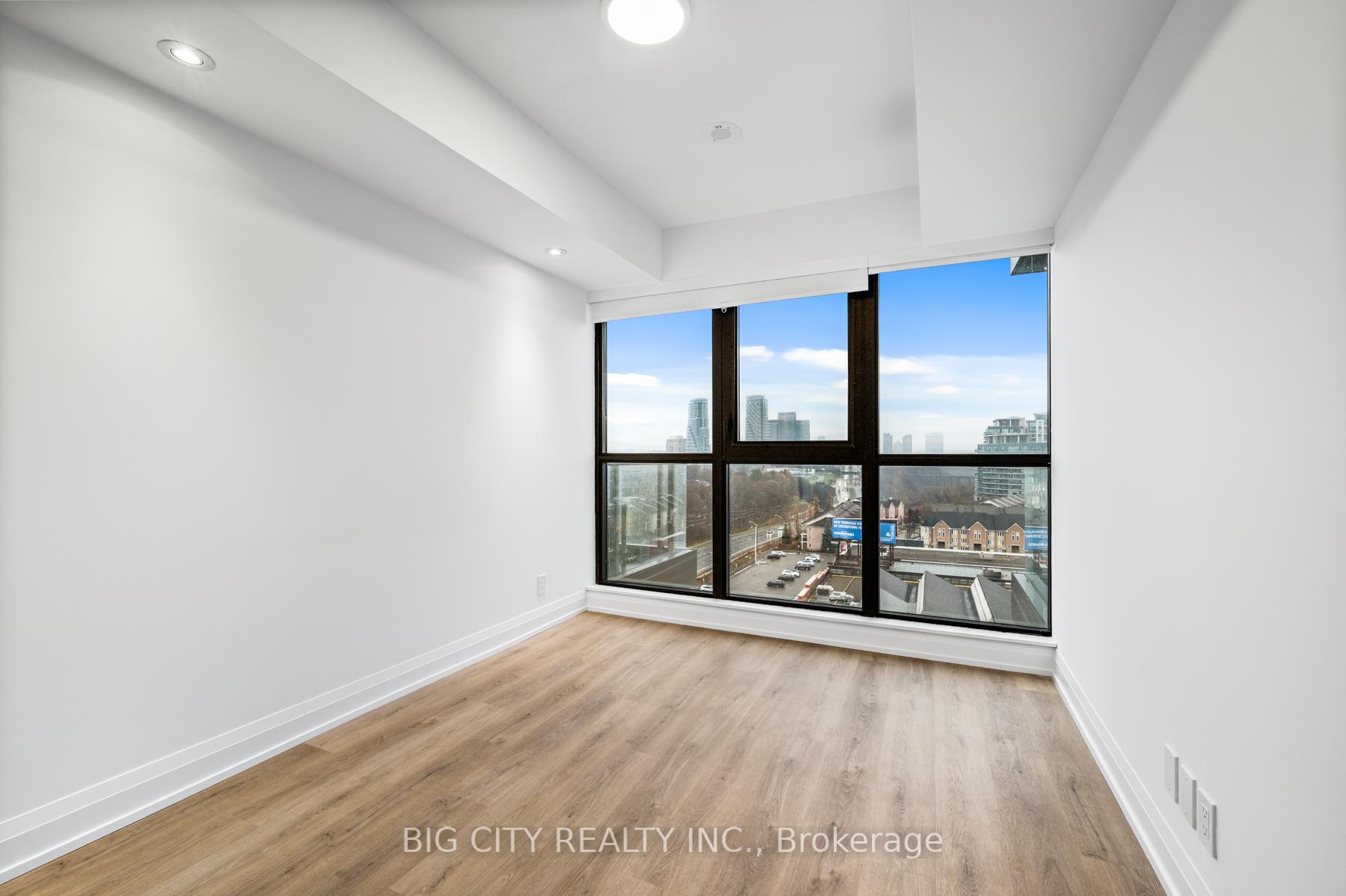 Photo 15 of Unit 714, 36 Brentcliffe Road, Toronto, Thorncliffe Park — HOMEH