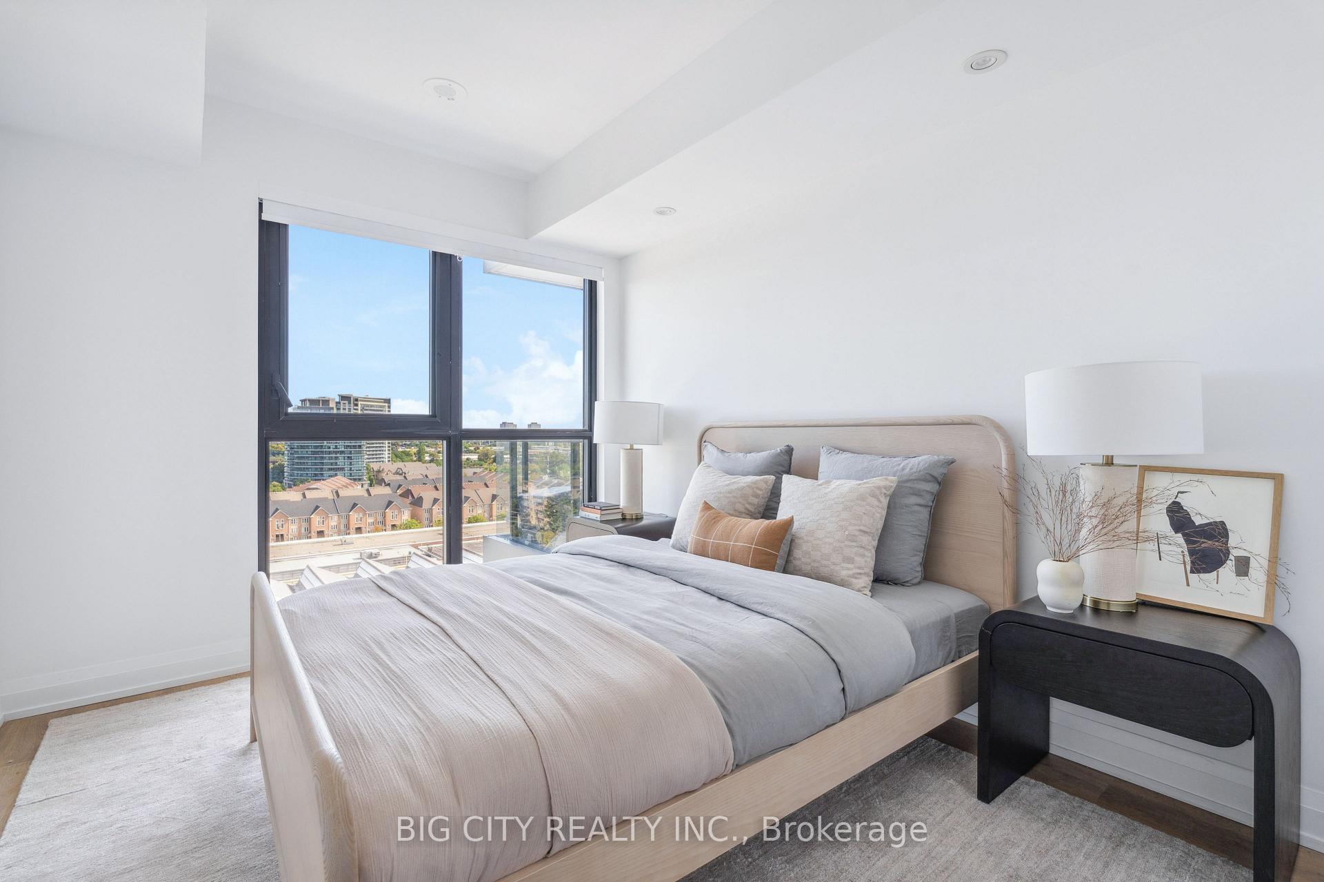 Photo 8 of Unit 811, 36 Brentcliffe Road, Toronto, Thorncliffe Park — HOMEH