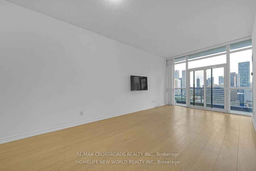Photo 9 of Unit 1910, 21 Carlton Street, Toronto, Church-Yonge Corridor — HOMEH