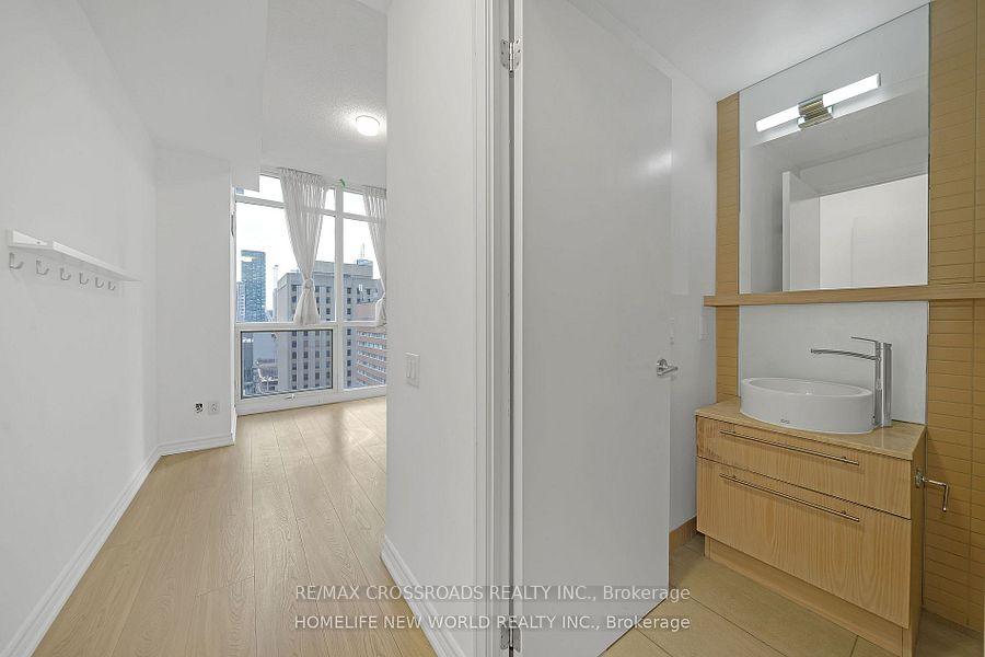 Photo 11 of Unit 1910, 21 Carlton Street, Toronto, Church-Yonge Corridor — HOMEH