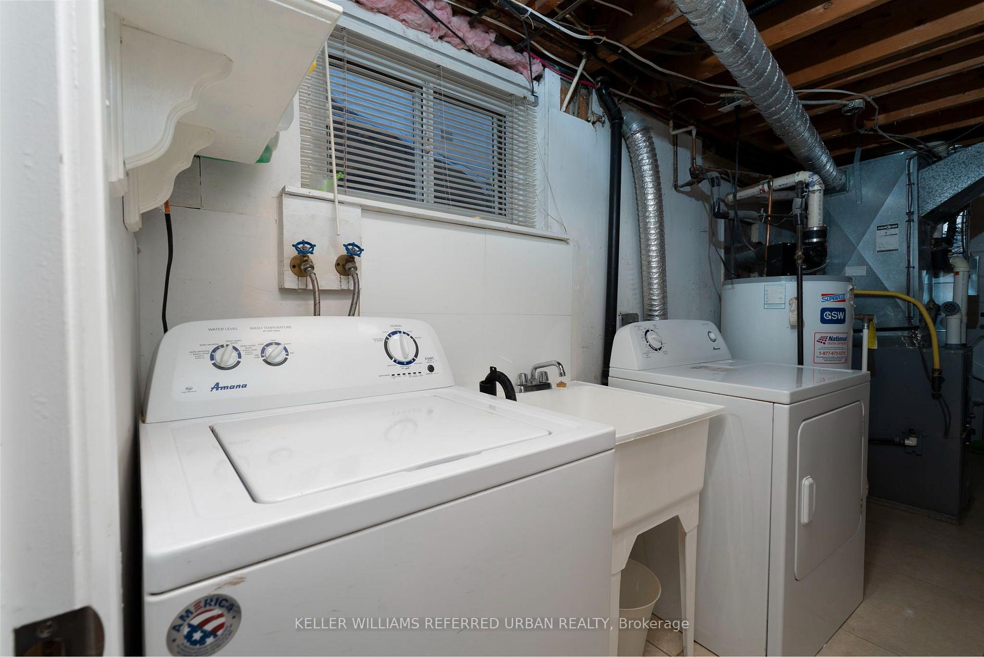 Photo 5 of Unit Lower, 343 Ranee Avenue, North York, Yorkdale-Glen Park — HOMEH