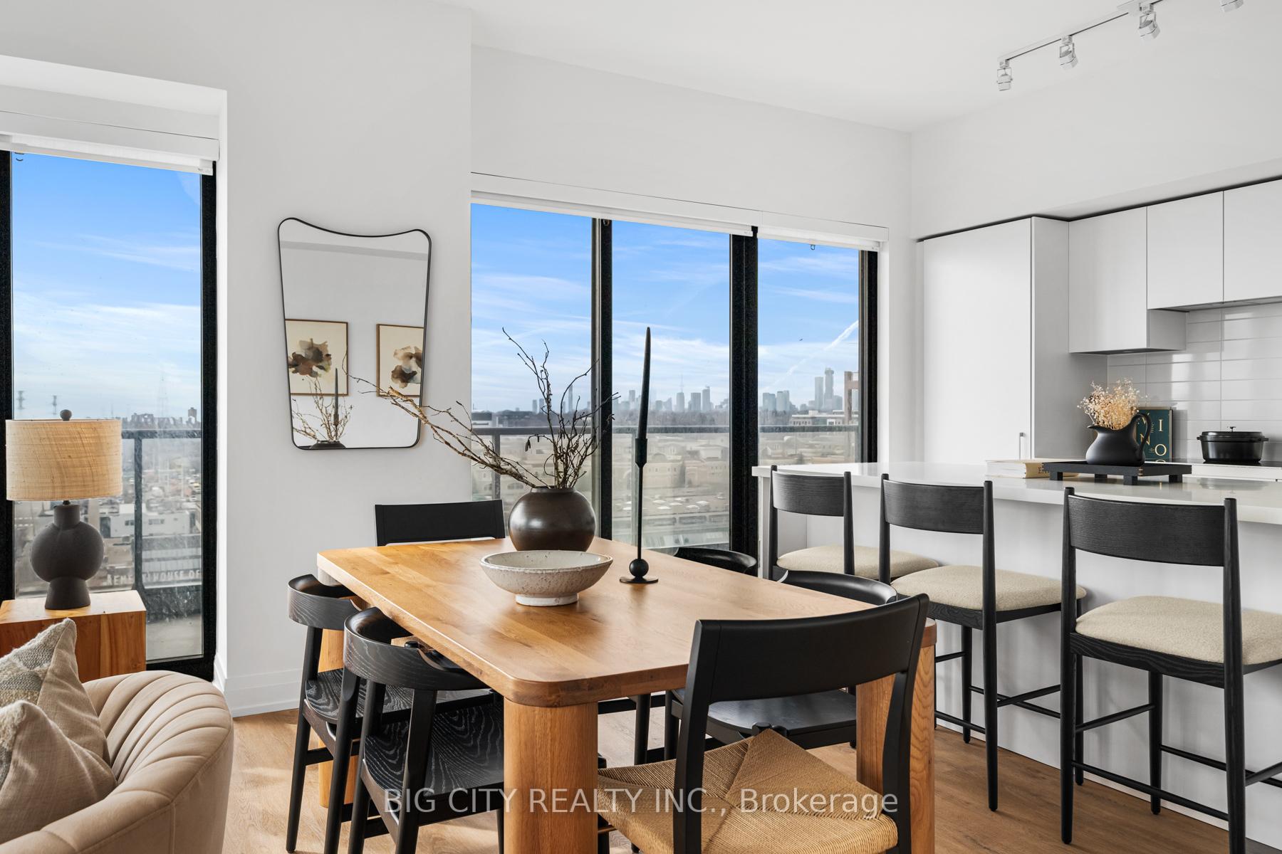 Photo 7 of Unit 816, 36 Brentcliffe Road, Toronto, Thorncliffe Park — HOMEH