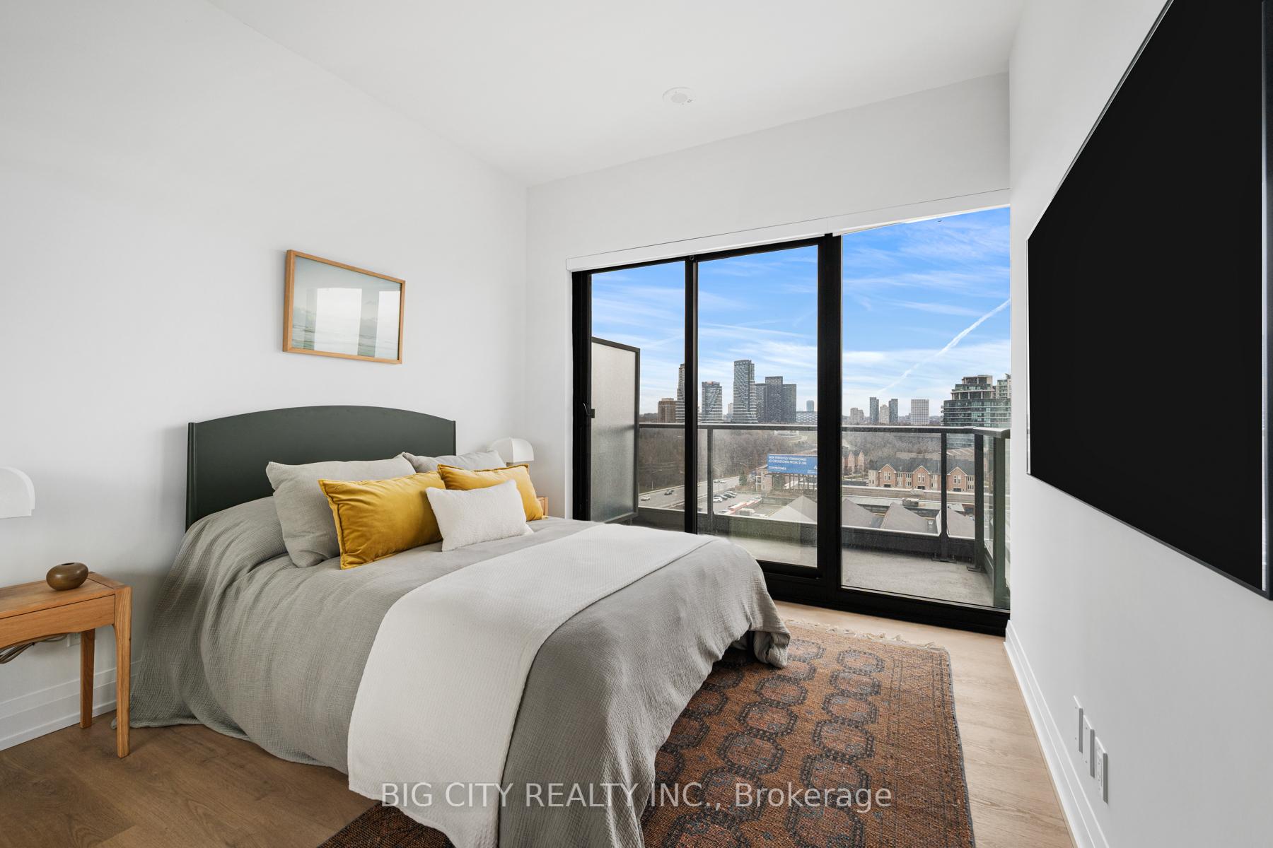 Photo 15 of Unit 816, 36 Brentcliffe Road, Toronto, Thorncliffe Park — HOMEH