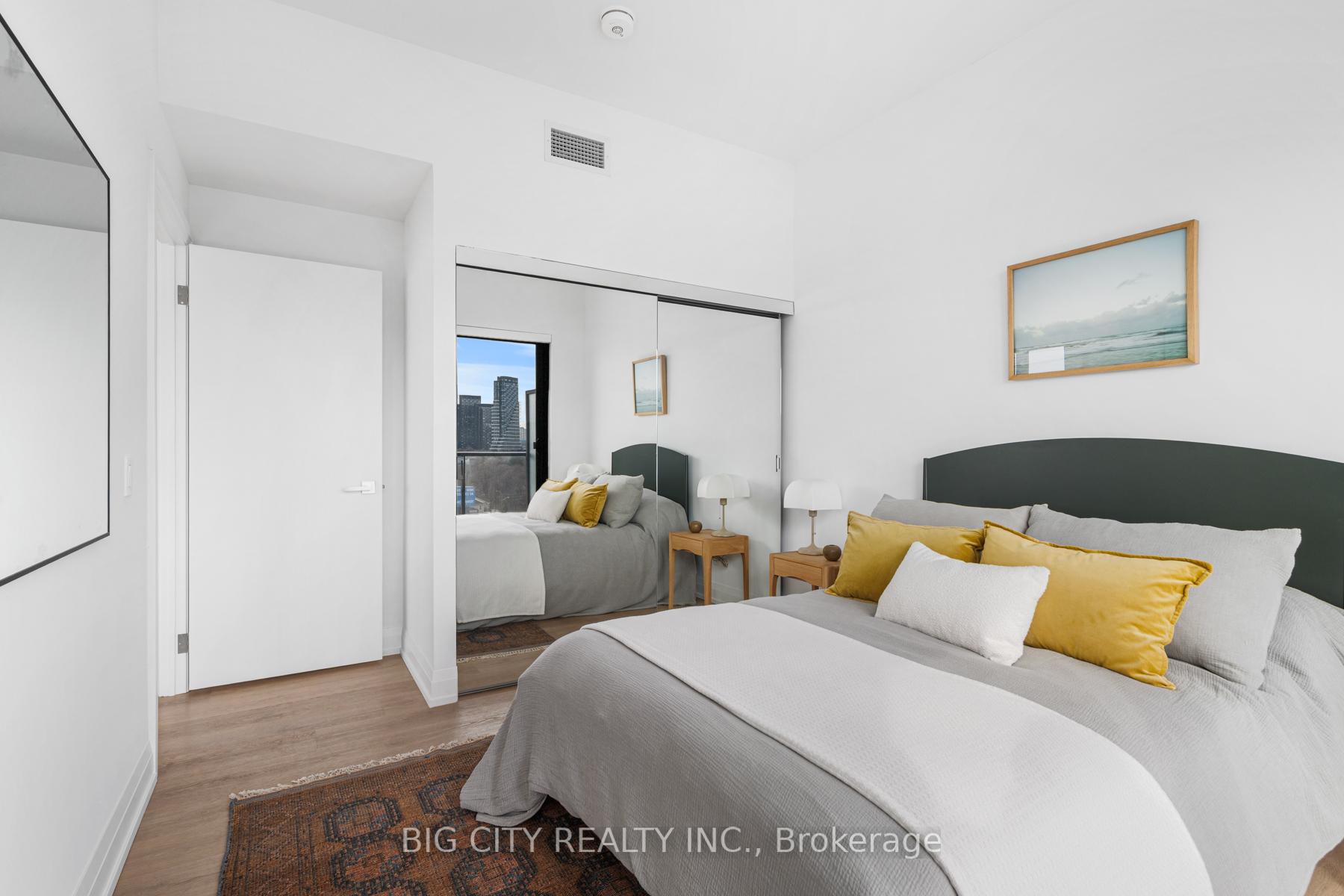 Photo 16 of Unit 816, 36 Brentcliffe Road, Toronto, Thorncliffe Park — HOMEH