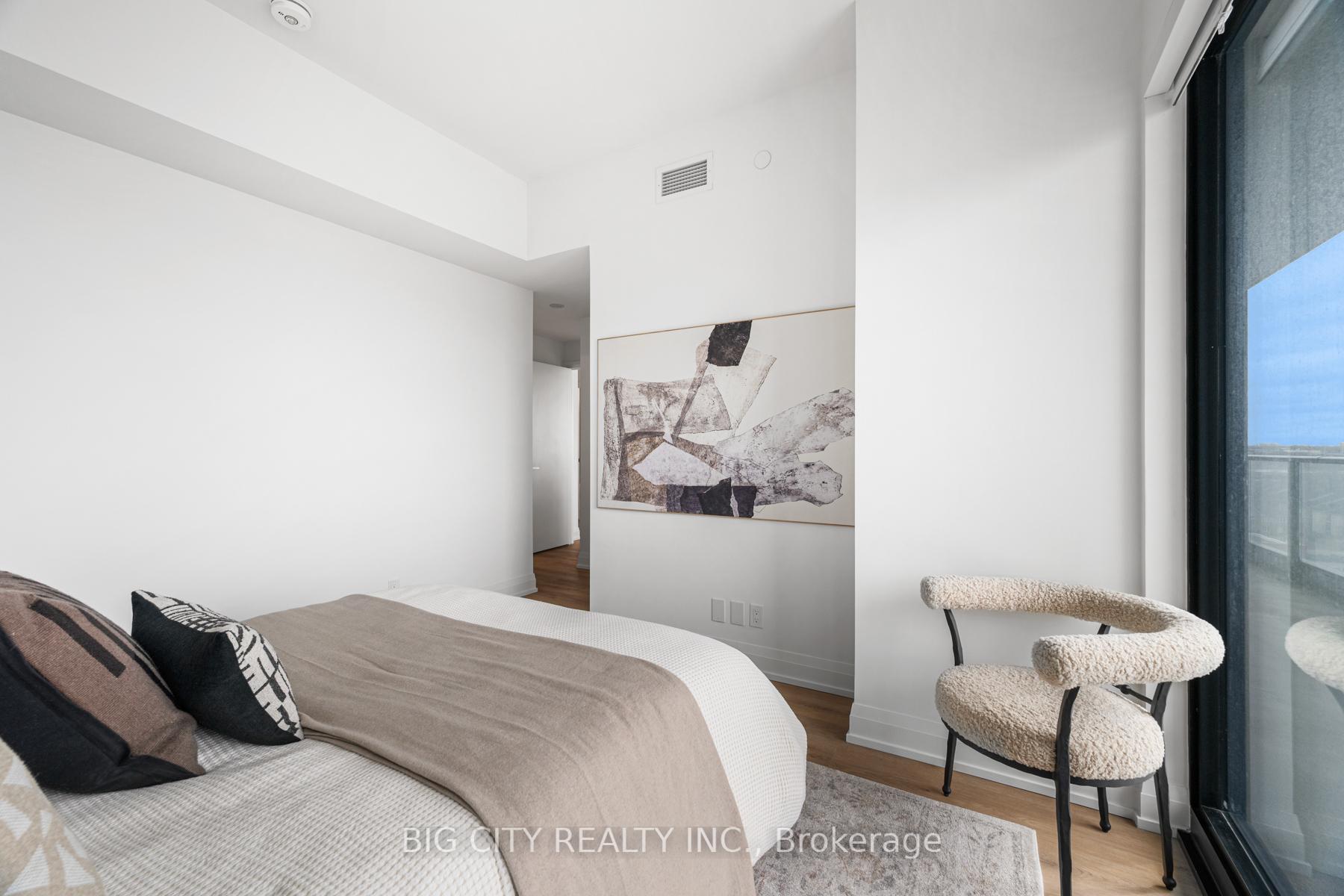 Photo 25 of Unit 816, 36 Brentcliffe Road, Toronto, Thorncliffe Park — HOMEH