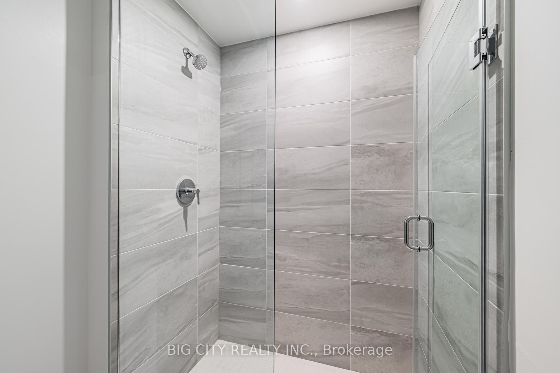 Photo 30 of Unit 816, 36 Brentcliffe Road, Toronto, Thorncliffe Park — HOMEH