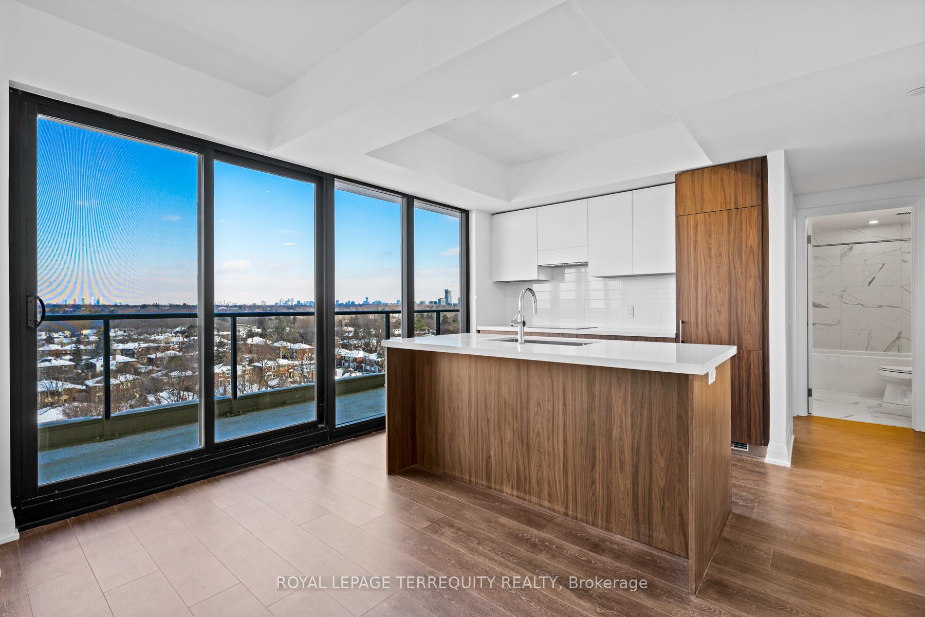 Photo 5 of Unit 808, 33 Frederick Todd Way, Toronto, Thorncliffe Park — HOMEH