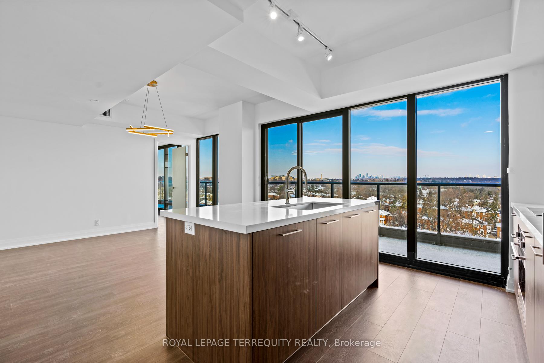 Photo 6 of Unit 808, 33 Frederick Todd Way, Toronto, Thorncliffe Park — HOMEH
