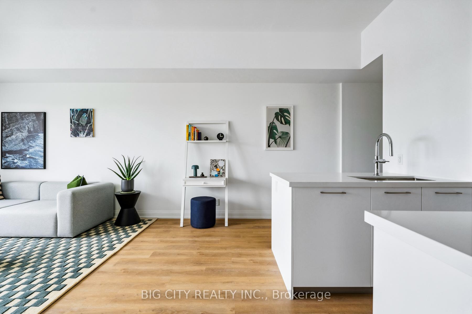 Photo 8 of Unit 1110, 36 Brentcliffe Road, Toronto, Thorncliffe Park — HOMEH