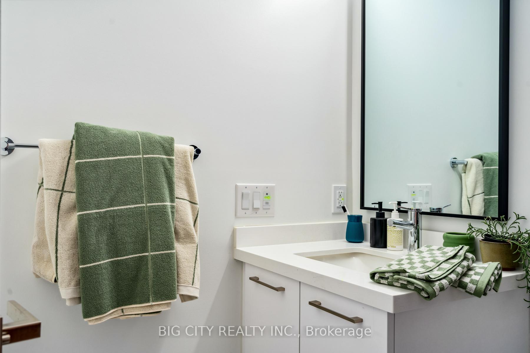 Photo 28 of Unit 1110, 36 Brentcliffe Road, Toronto, Thorncliffe Park — HOMEH