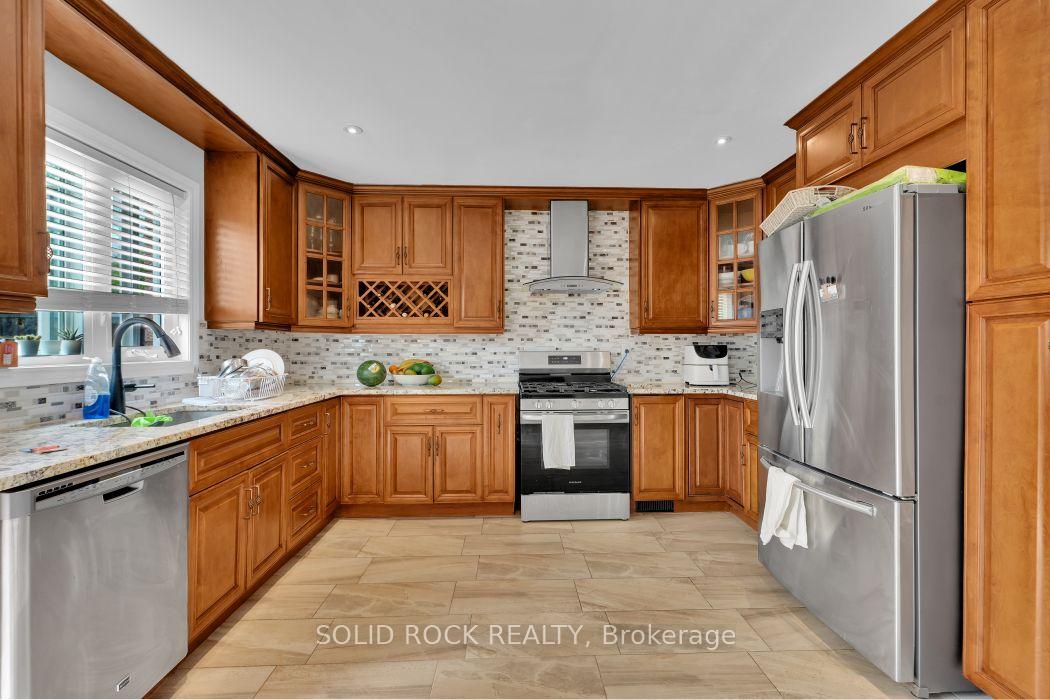 Photo 12 of 2830 Gothwood Place, Ottawa, Sawmill Creek/Timbermill — HOMEH