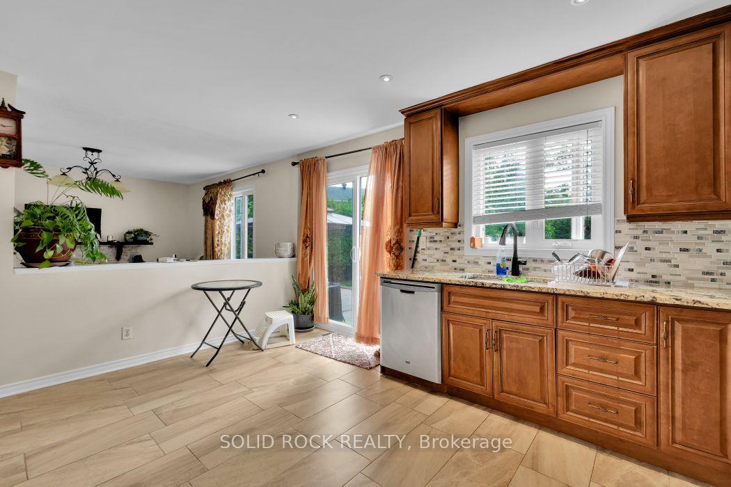 Photo 13 of 2830 Gothwood Place, Ottawa, Sawmill Creek/Timbermill — HOMEH