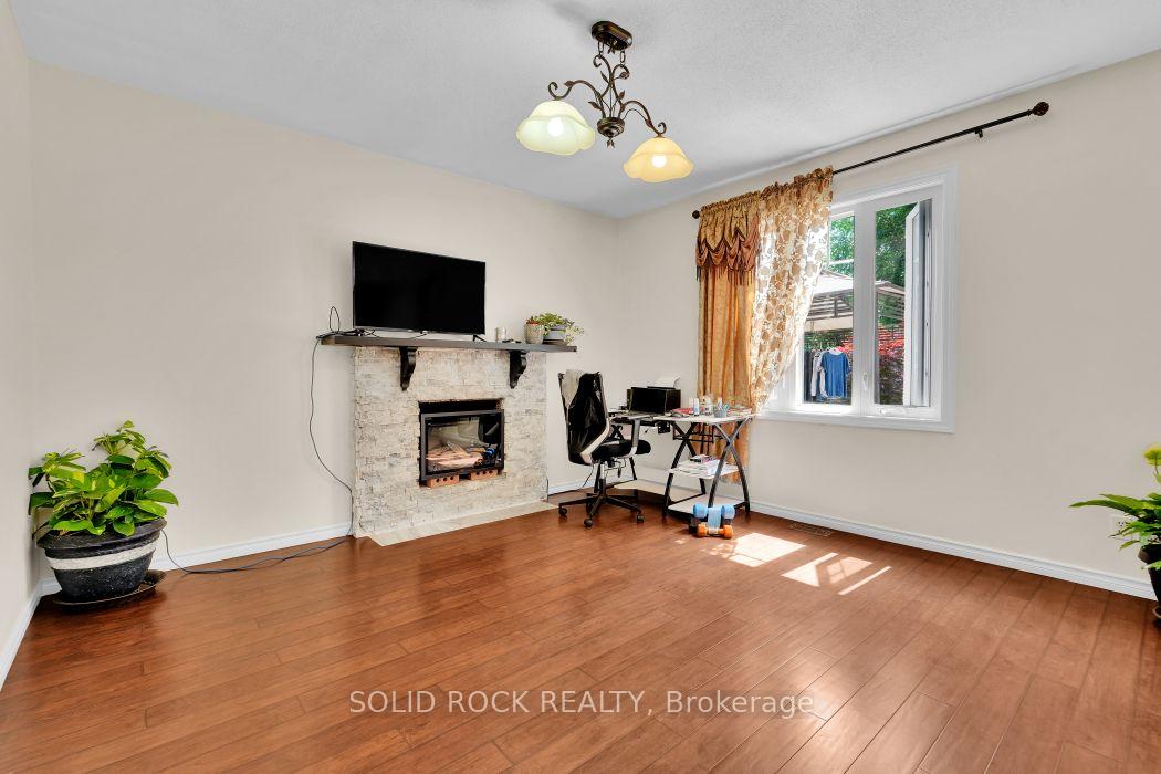 Photo 15 of 2830 Gothwood Place, Ottawa, Sawmill Creek/Timbermill — HOMEH