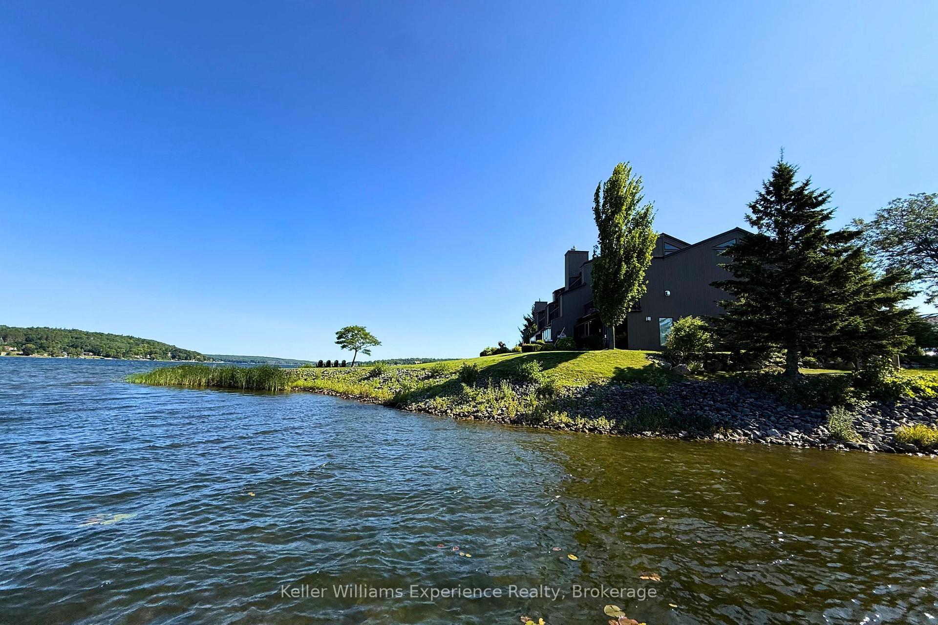 Photo 2 of Unit 5, 8 Beck Boulevard, Penetanguishene — HOMEH