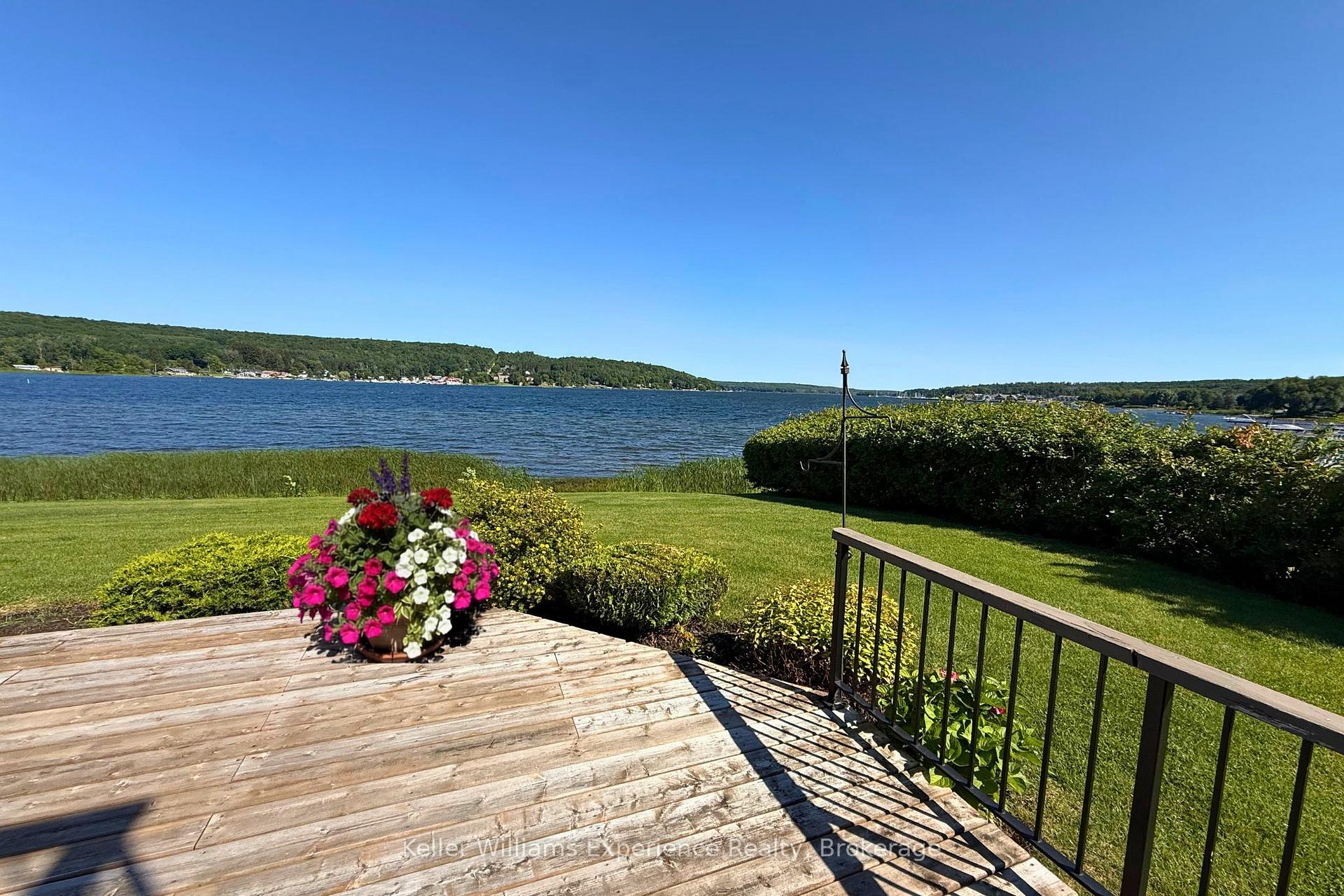 Photo 3 of Unit 5, 8 Beck Boulevard, Penetanguishene — HOMEH