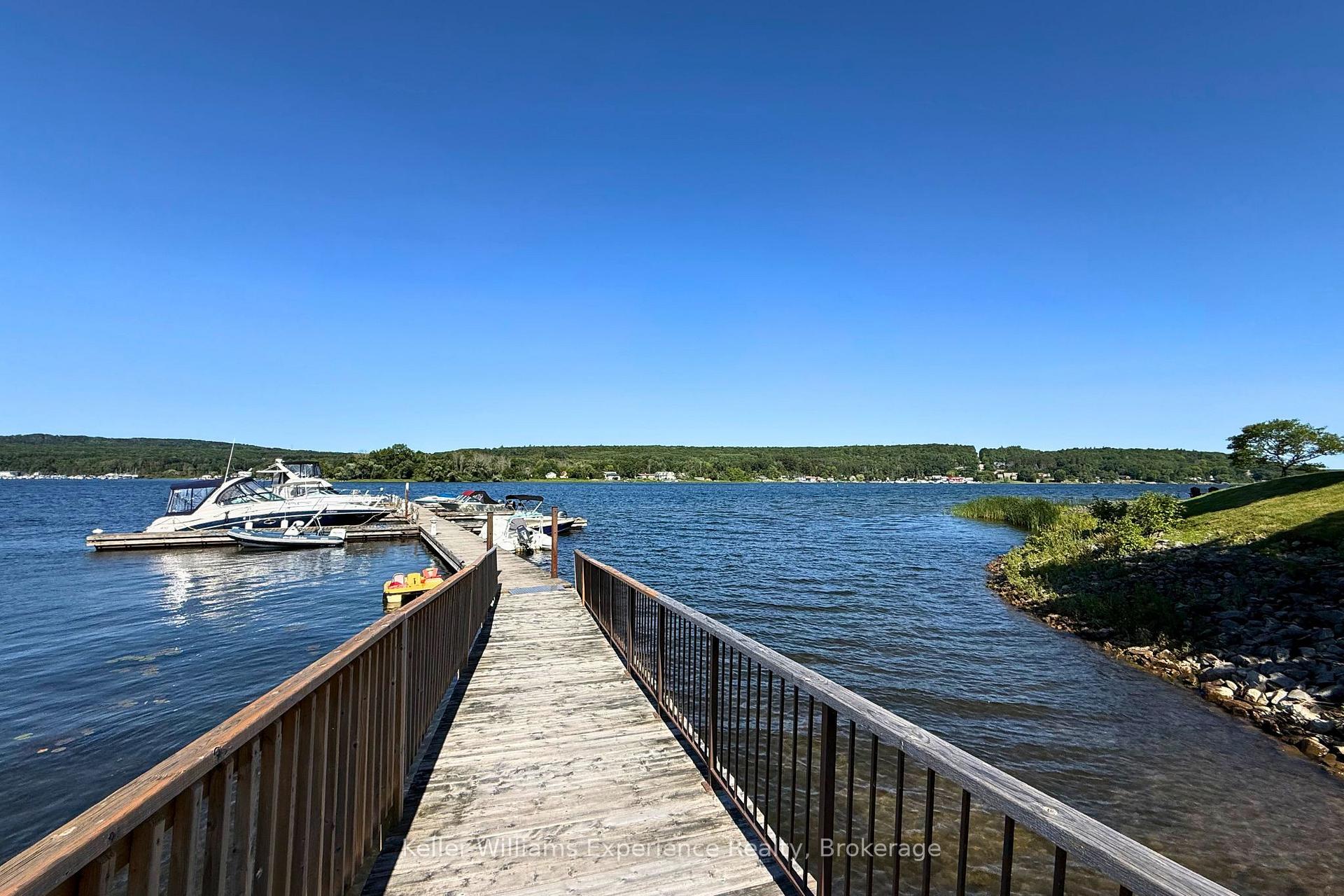 Photo 6 of Unit 5, 8 Beck Boulevard, Penetanguishene — HOMEH