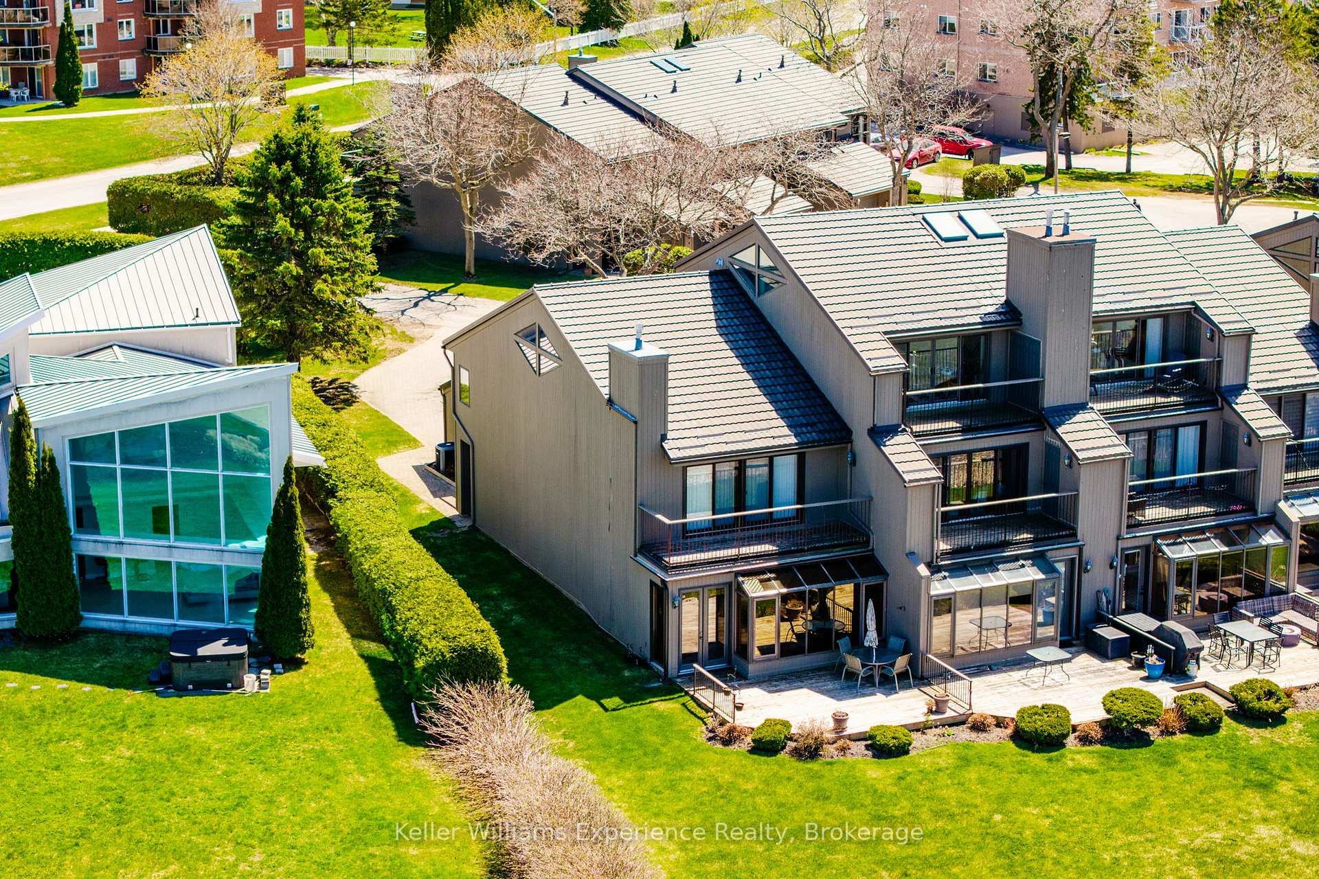 Photo 56 of Unit 5, 8 Beck Boulevard, Penetanguishene — HOMEH