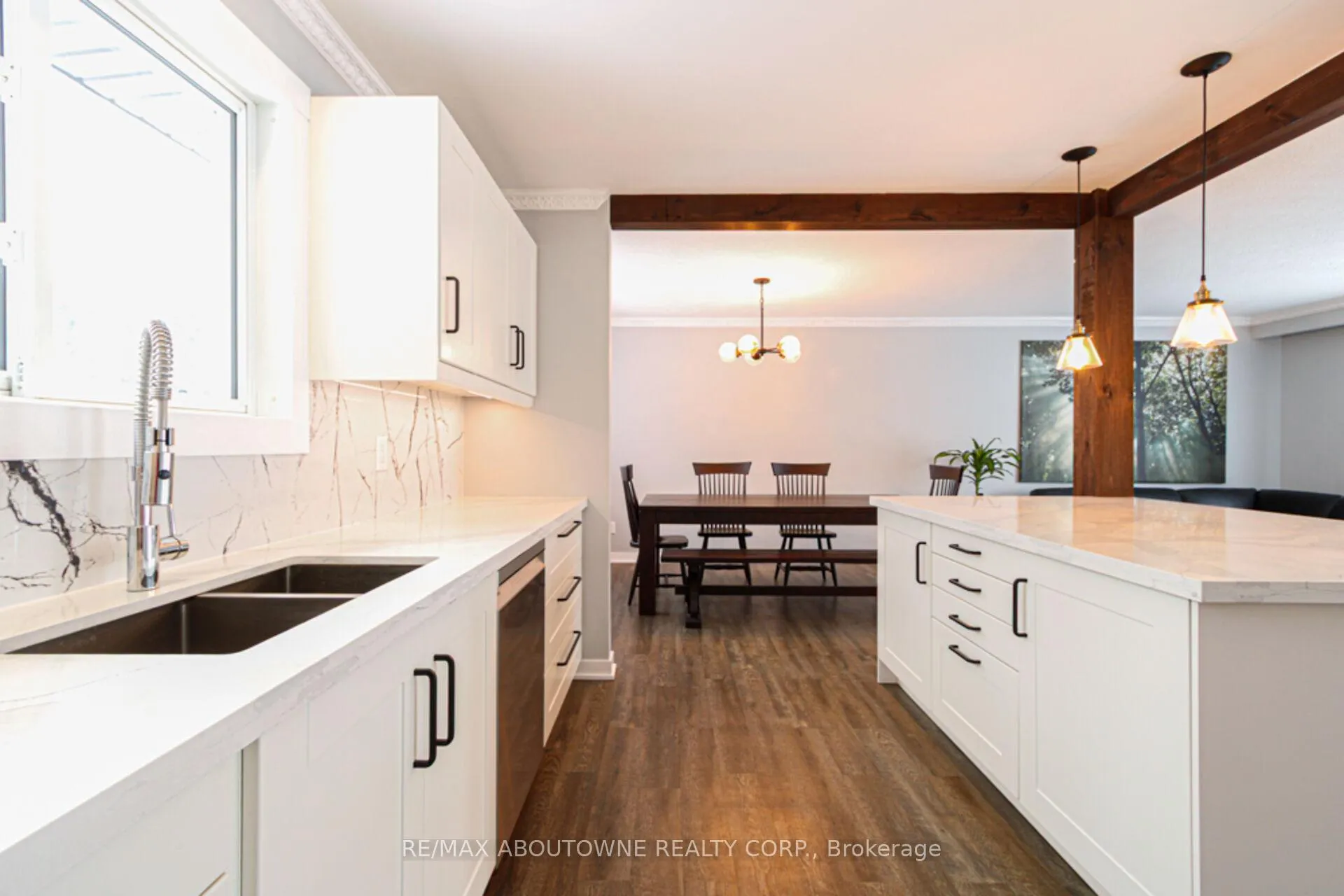 Photo 10 of 626 Cape Avenue, Burlington, Appleby — HOMEH