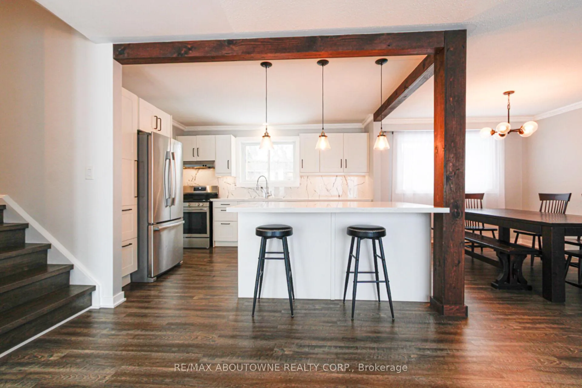 Photo 14 of 626 Cape Avenue, Burlington, Appleby — HOMEH