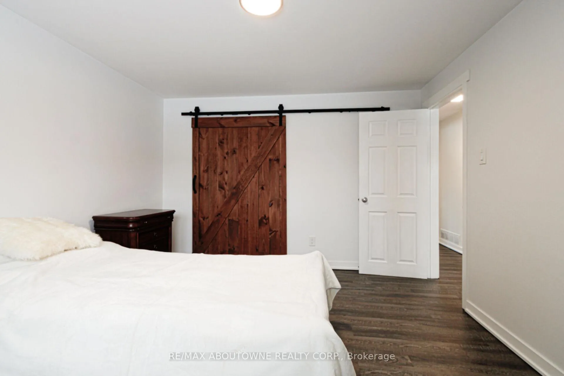 Photo 21 of 626 Cape Avenue, Burlington, Appleby — HOMEH