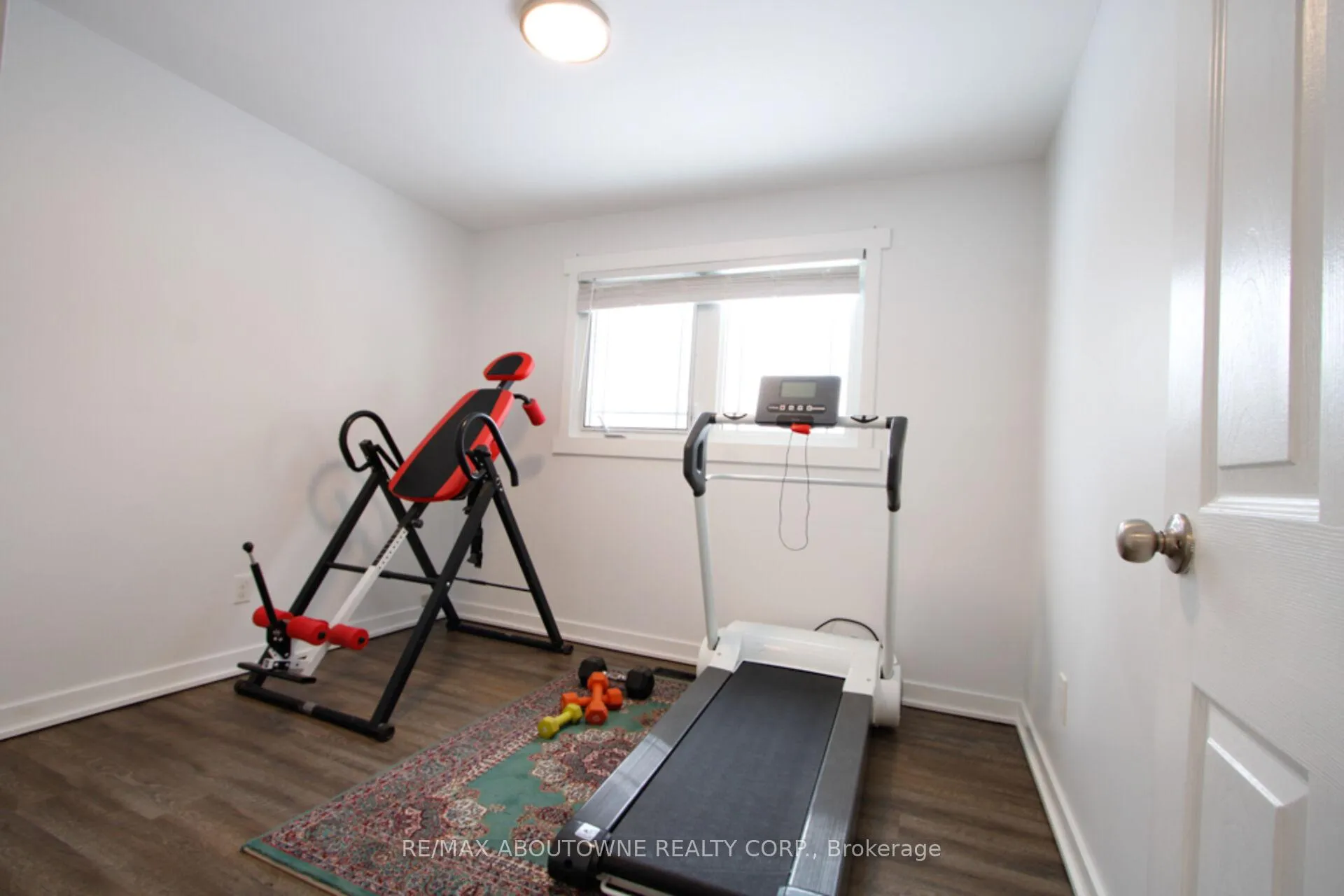 Photo 24 of 626 Cape Avenue, Burlington, Appleby — HOMEH
