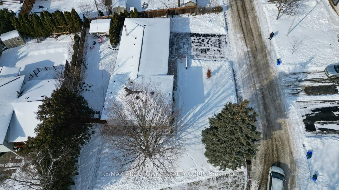 Photo 31 of 626 Cape Avenue, Burlington, Appleby — HOMEH