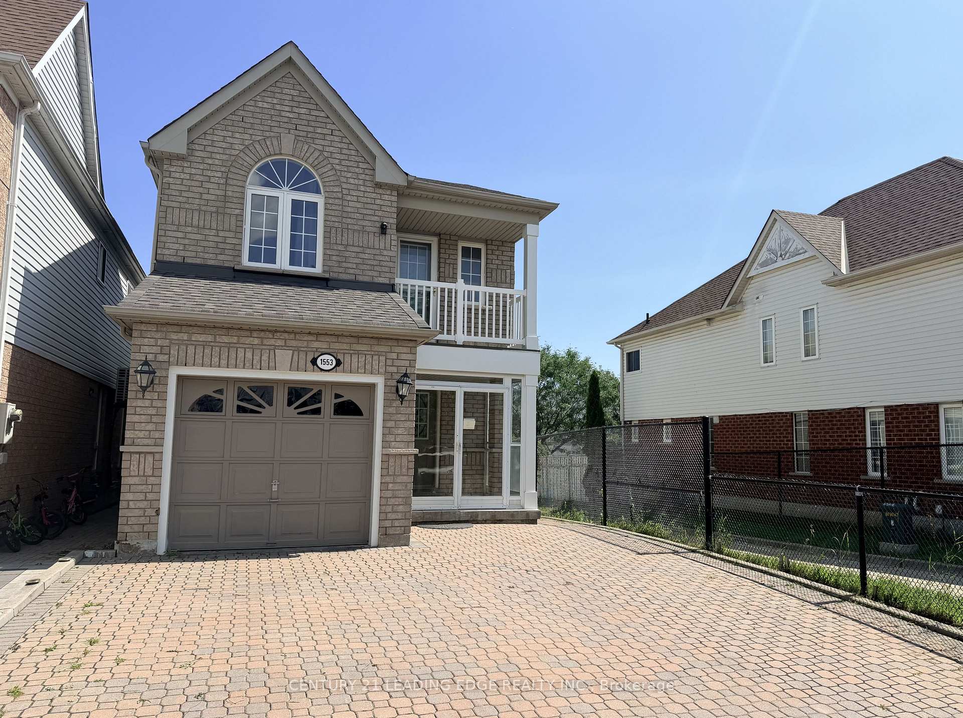 Photo 2 of 1553 Avonmore Square, Pickering, Town Centre — HOMEH