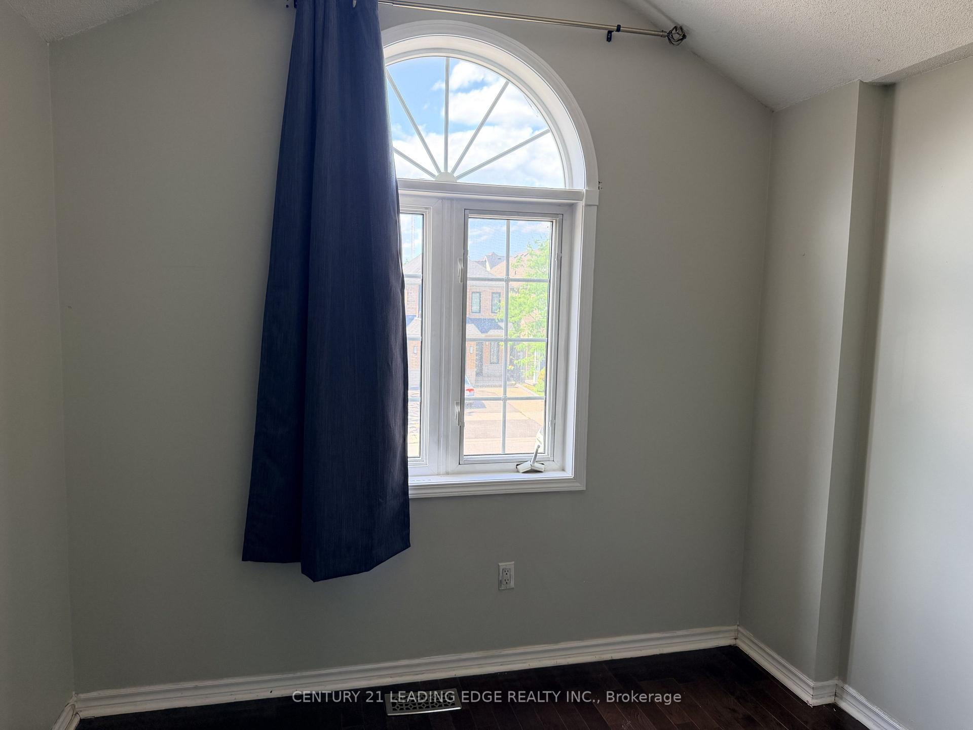 Photo 31 of 1553 Avonmore Square, Pickering, Town Centre — HOMEH