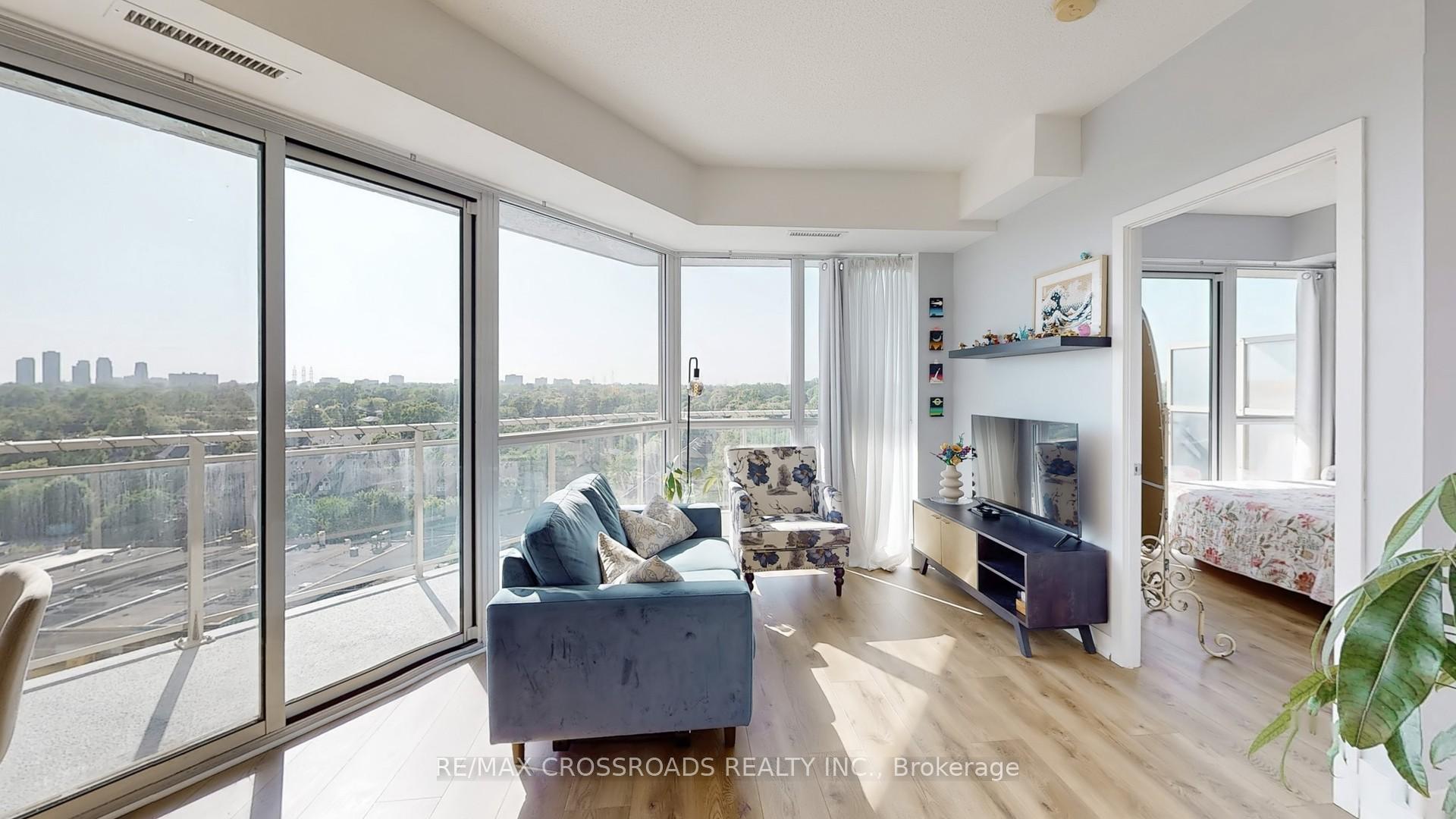 Photo 3 of Unit 810, 5101 Dundas Street W, Etobicoke, Islington-City Centre West — HOMEH