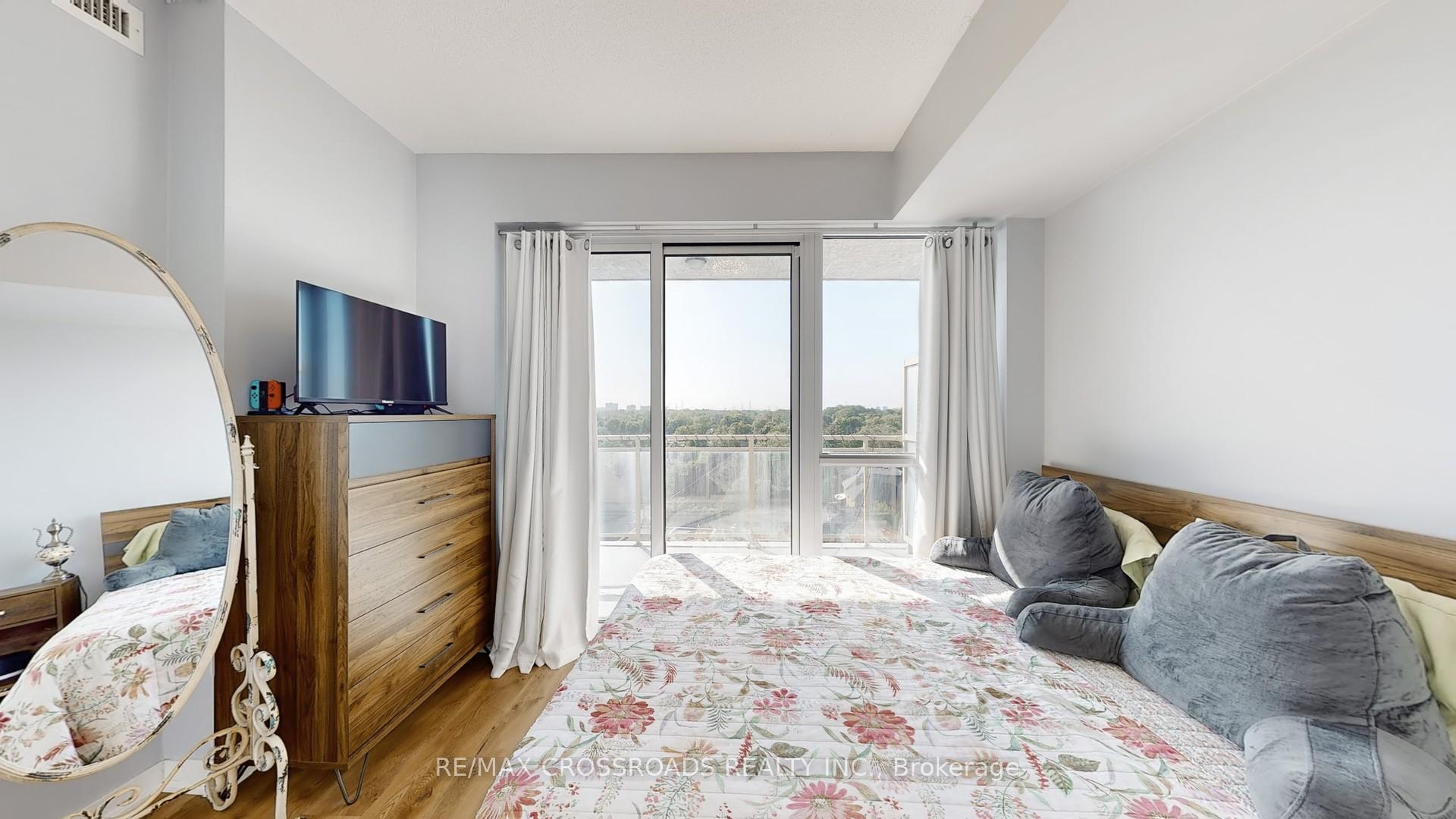 Photo 15 of Unit 810, 5101 Dundas Street W, Etobicoke, Islington-City Centre West — HOMEH