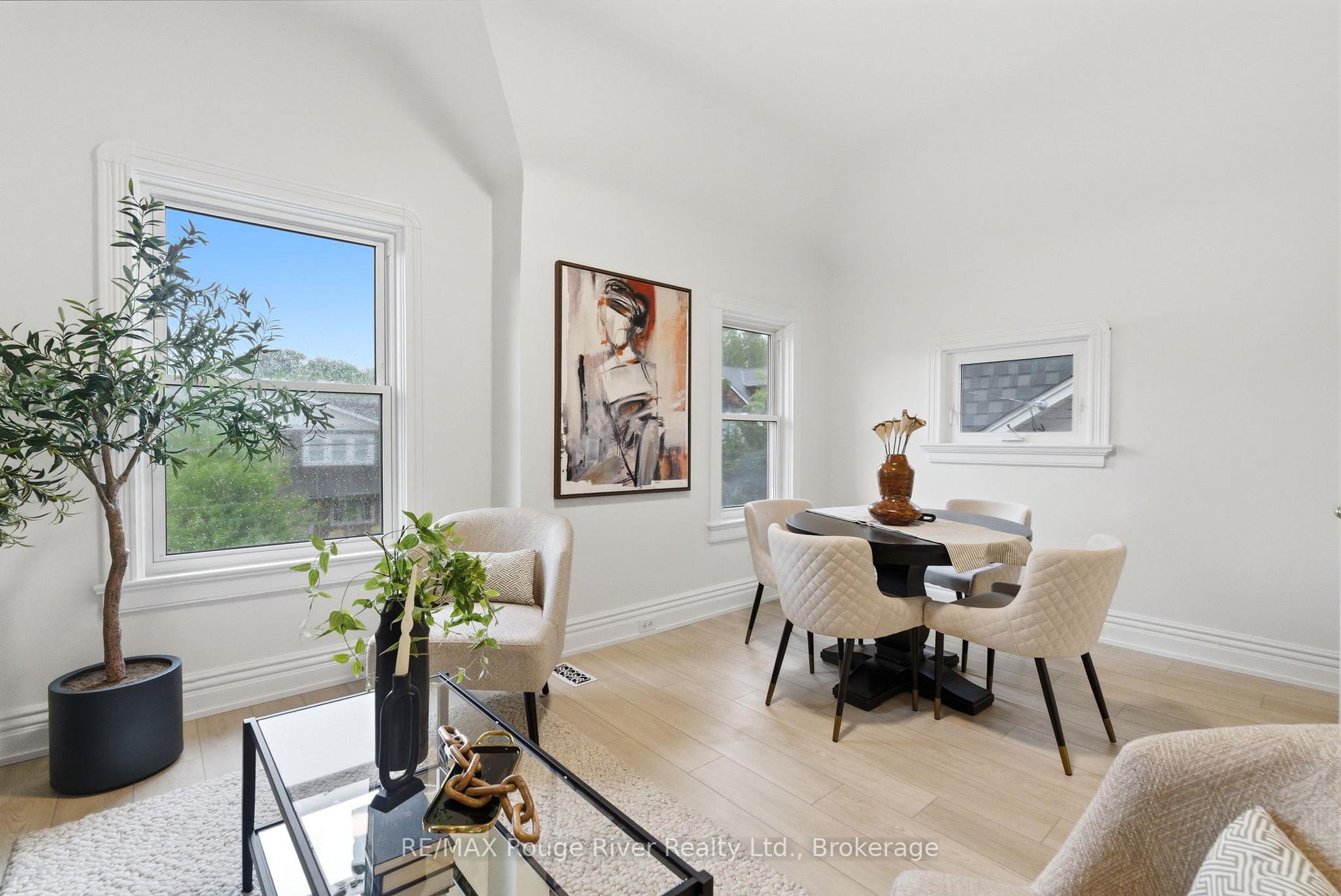 Photo 26 of 7 Heyworth Crescent, Toronto, East End-Danforth — HOMEH