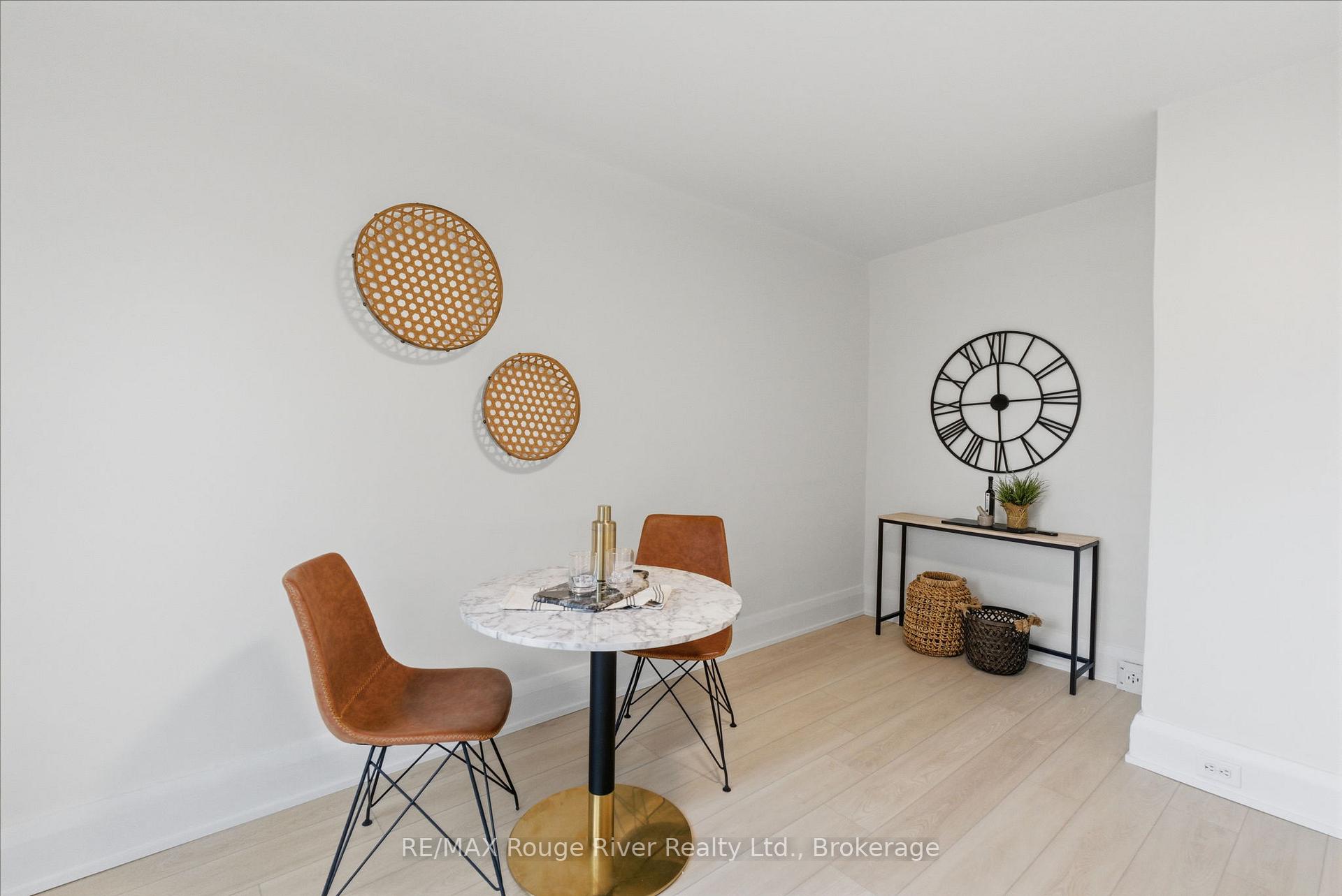 Photo 30 of 7 Heyworth Crescent, Toronto, East End-Danforth — HOMEH