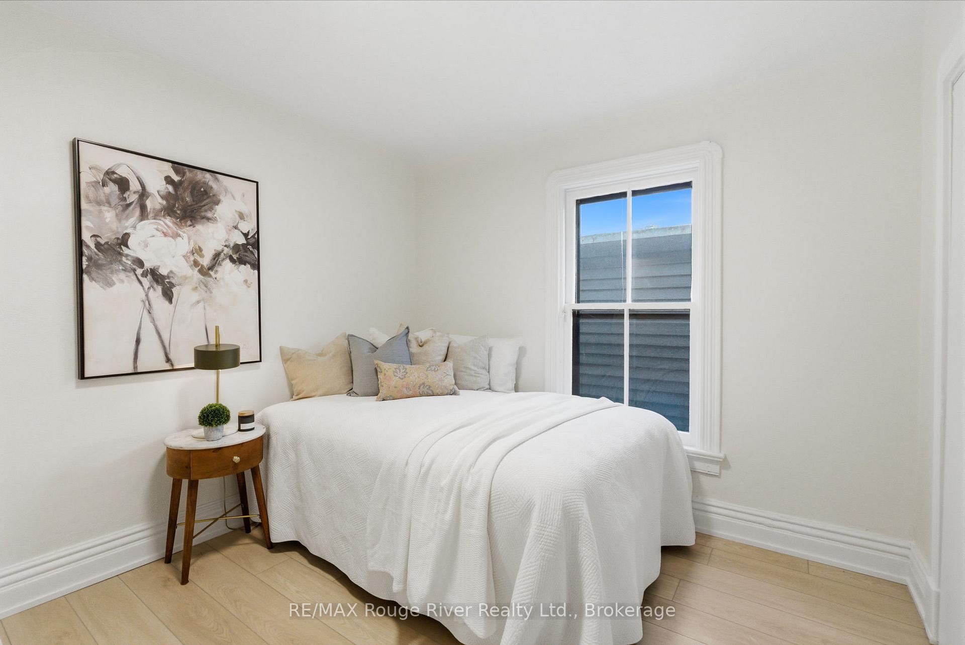 Photo 31 of 7 Heyworth Crescent, Toronto, East End-Danforth — HOMEH