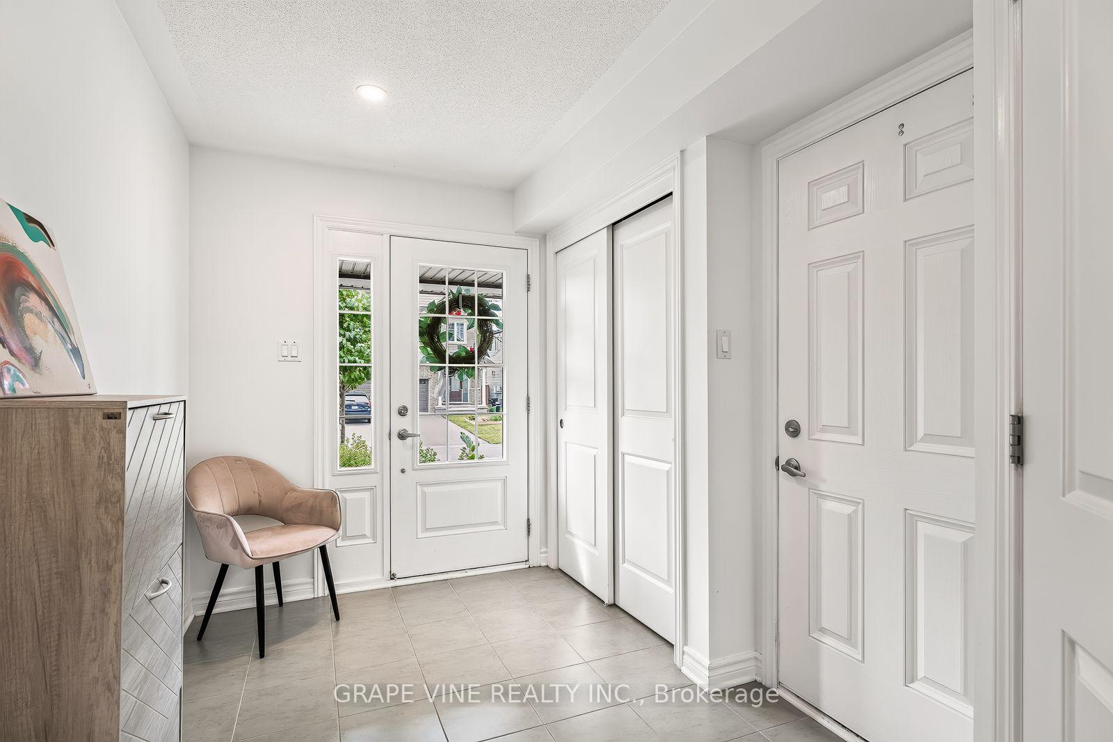 Photo 10 of 368 Mountain Sorrel Way, Ottawa, Avalon West — HOMEH