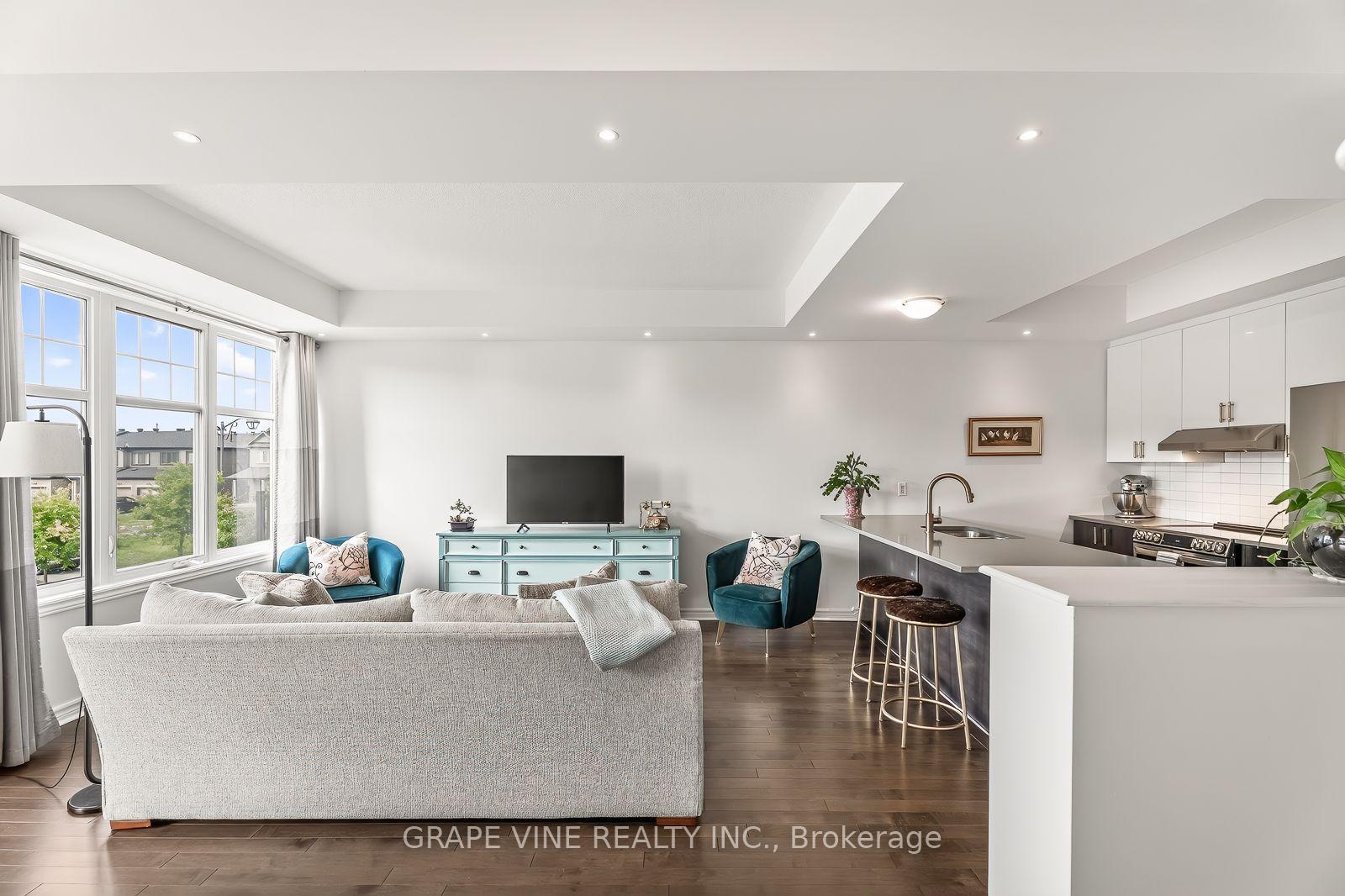Photo 14 of 368 Mountain Sorrel Way, Ottawa, Avalon West — HOMEH
