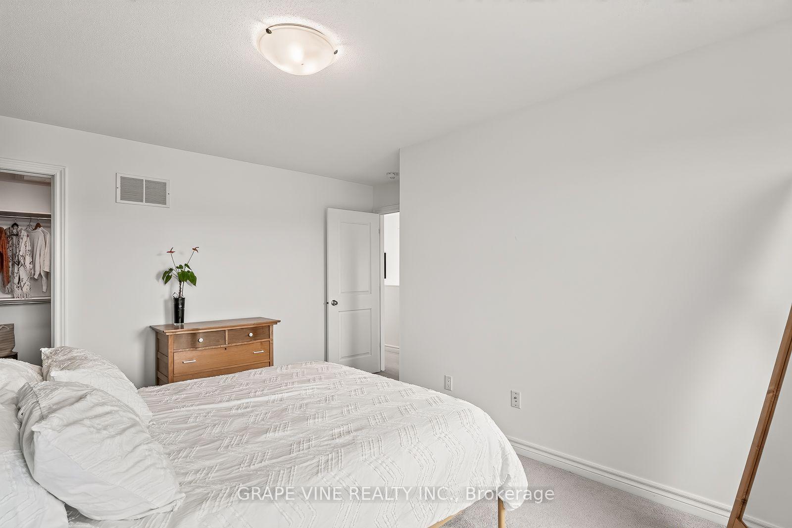 Photo 38 of 368 Mountain Sorrel Way, Ottawa, Avalon West — HOMEH