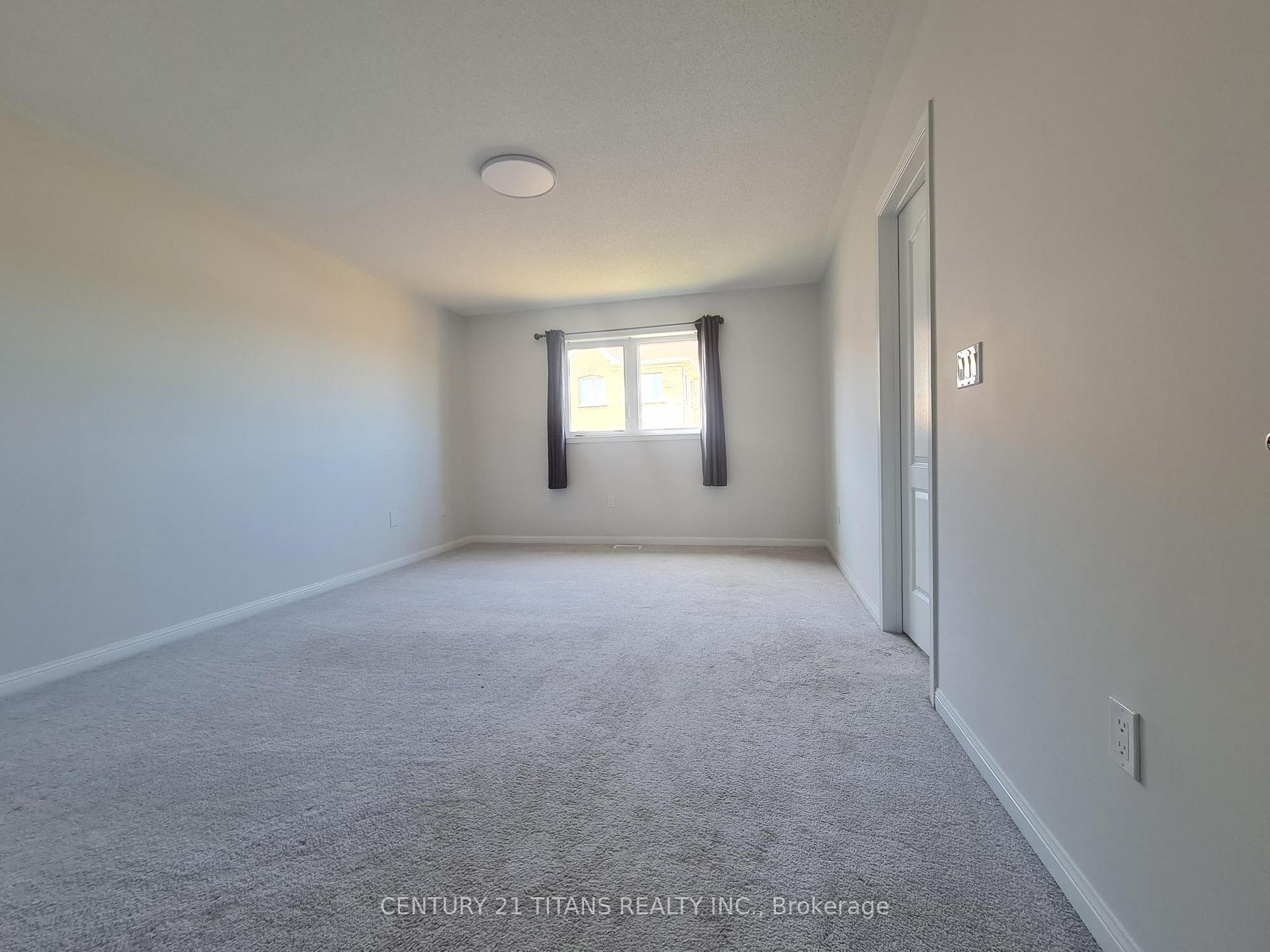 Photo 16 of 2590 Winter Words Drive, Oshawa, Windfields — HOMEH