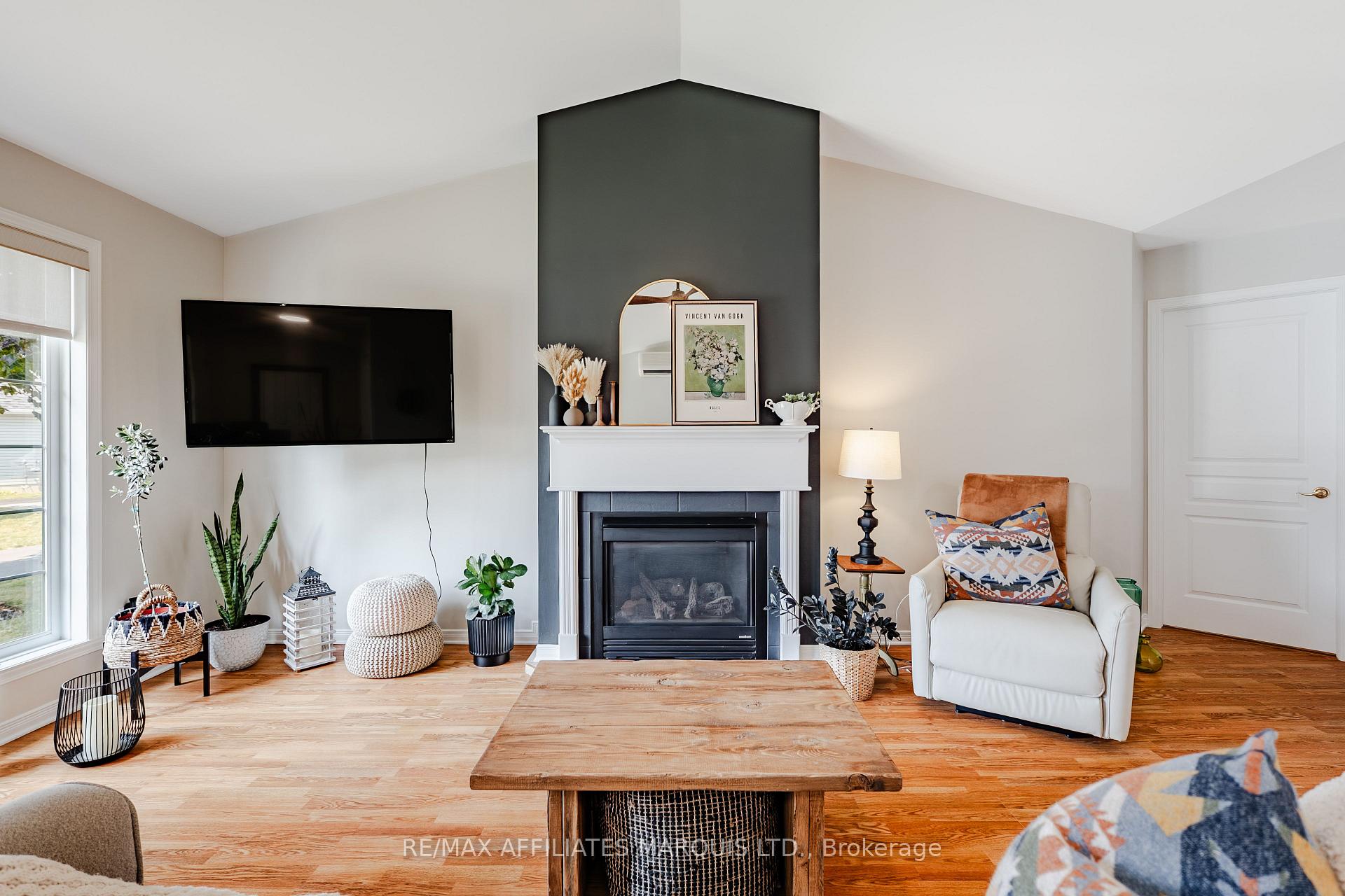 Photo 12 of 1549 Joseph Court, Cornwall, Cornwall — HOMEH