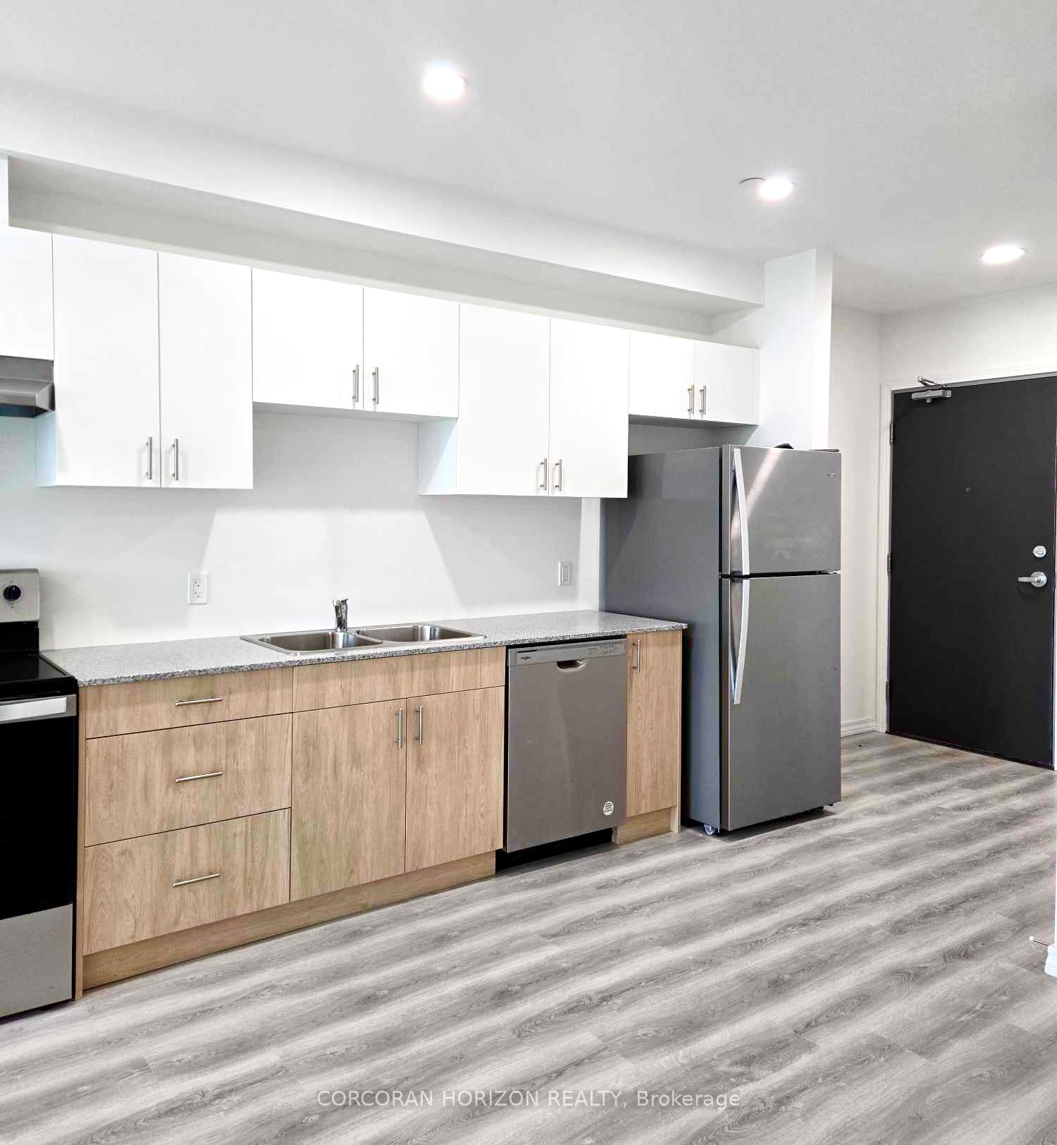 Front of Unit 606, 181 Elmira Road S