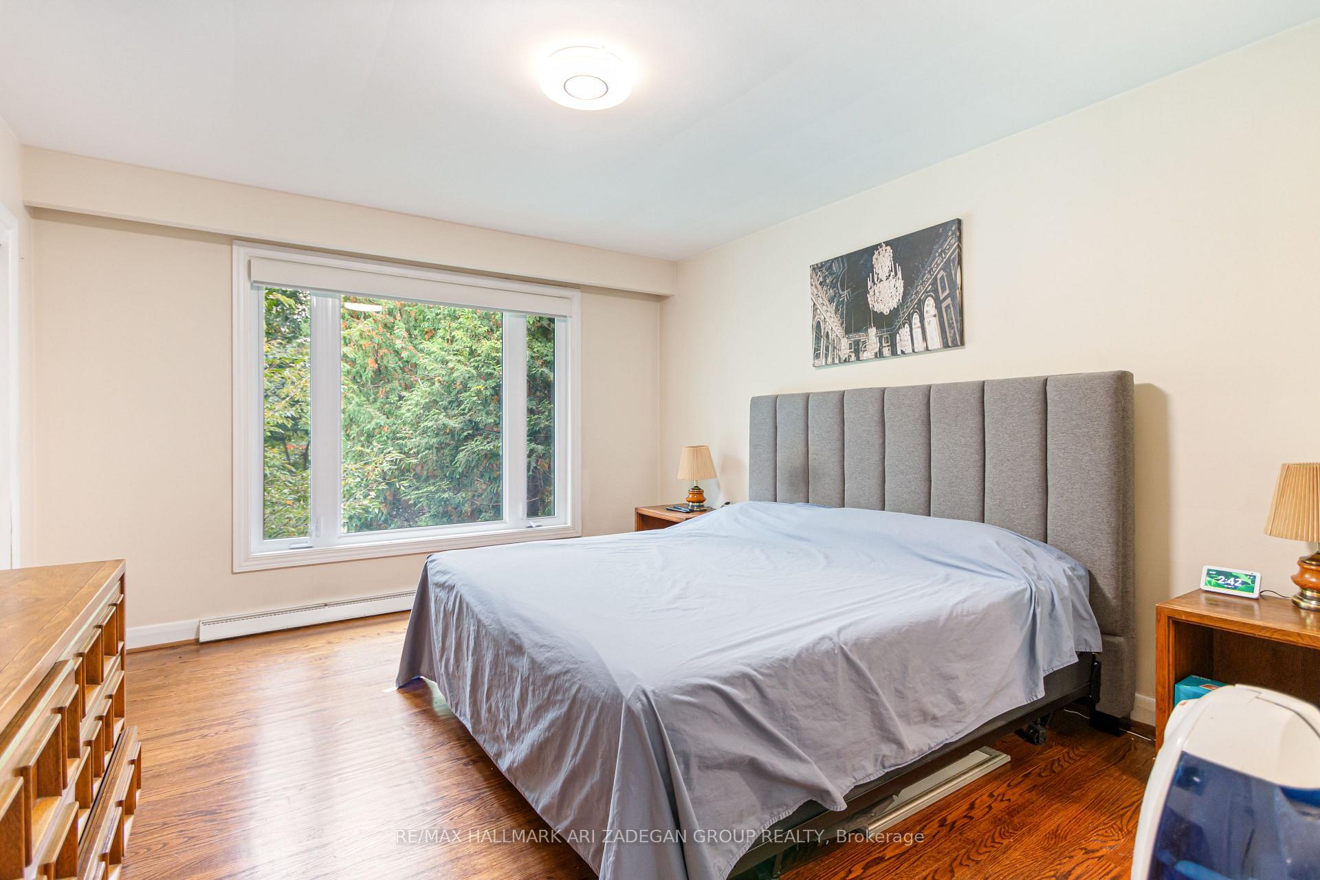 Photo 16 of 195 Burbank Drive, North York, Bayview Village — HOMEH