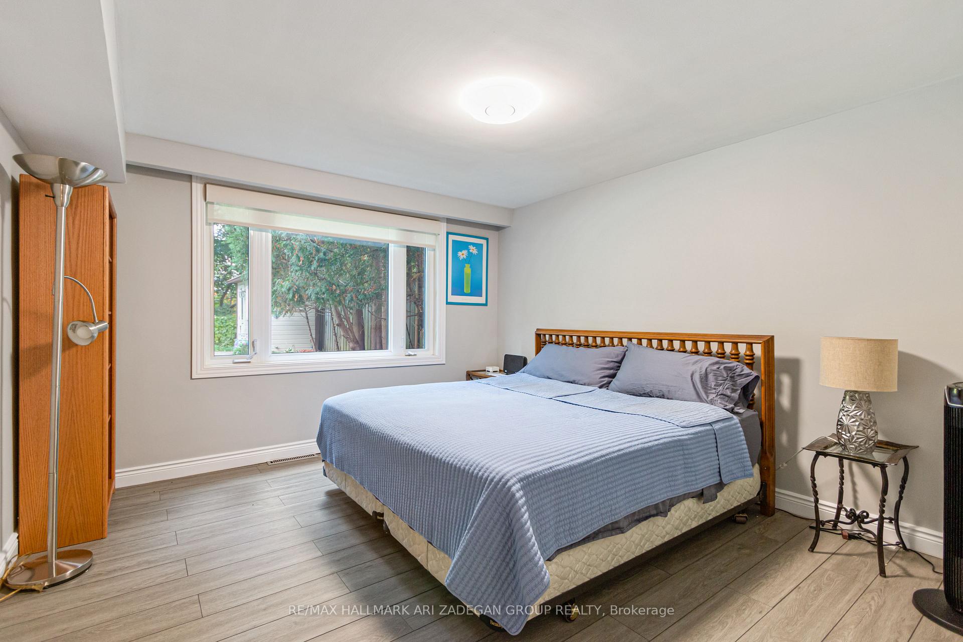 Photo 17 of 195 Burbank Drive, North York, Bayview Village — HOMEH