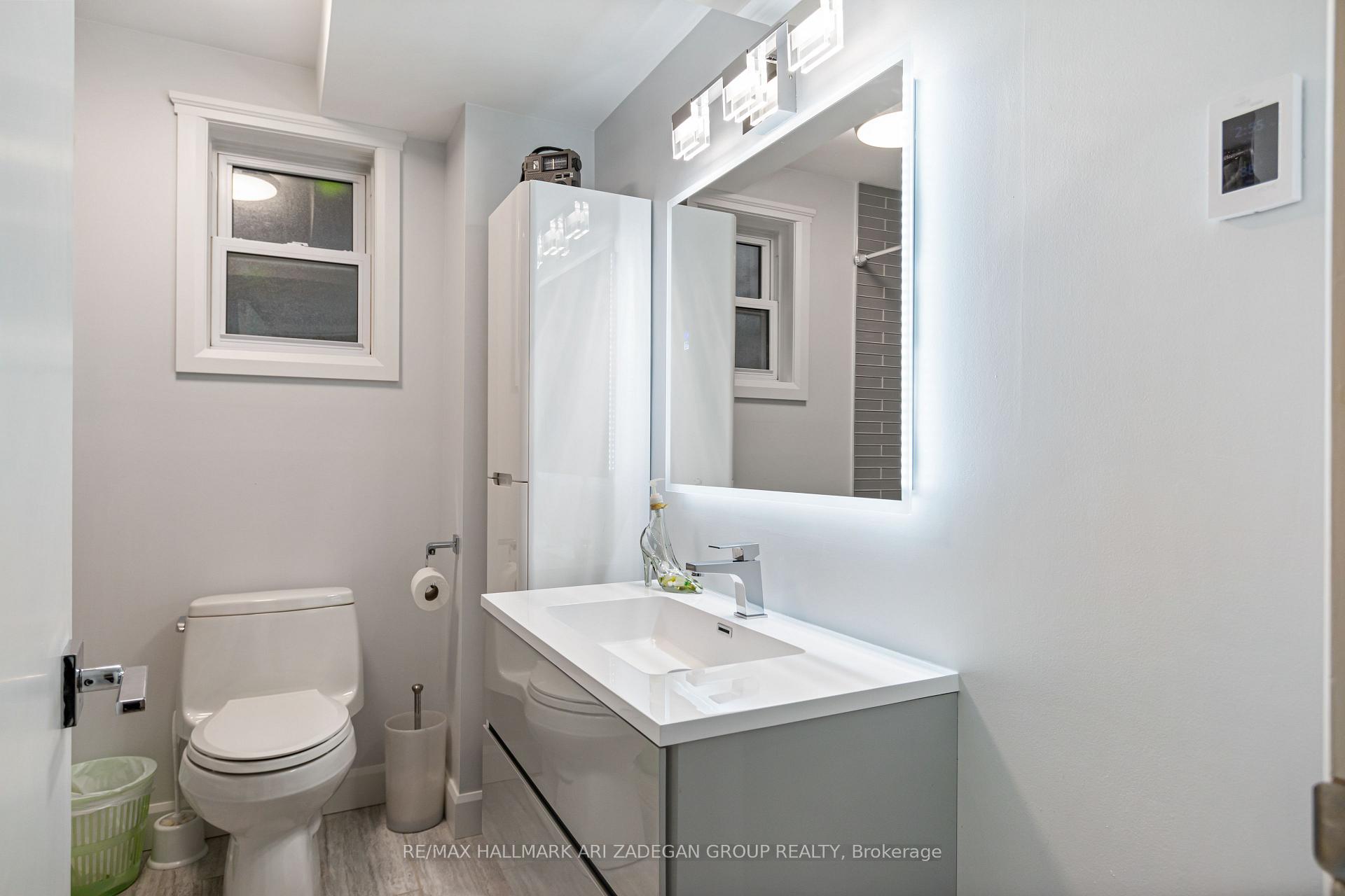 Photo 18 of 195 Burbank Drive, North York, Bayview Village — HOMEH