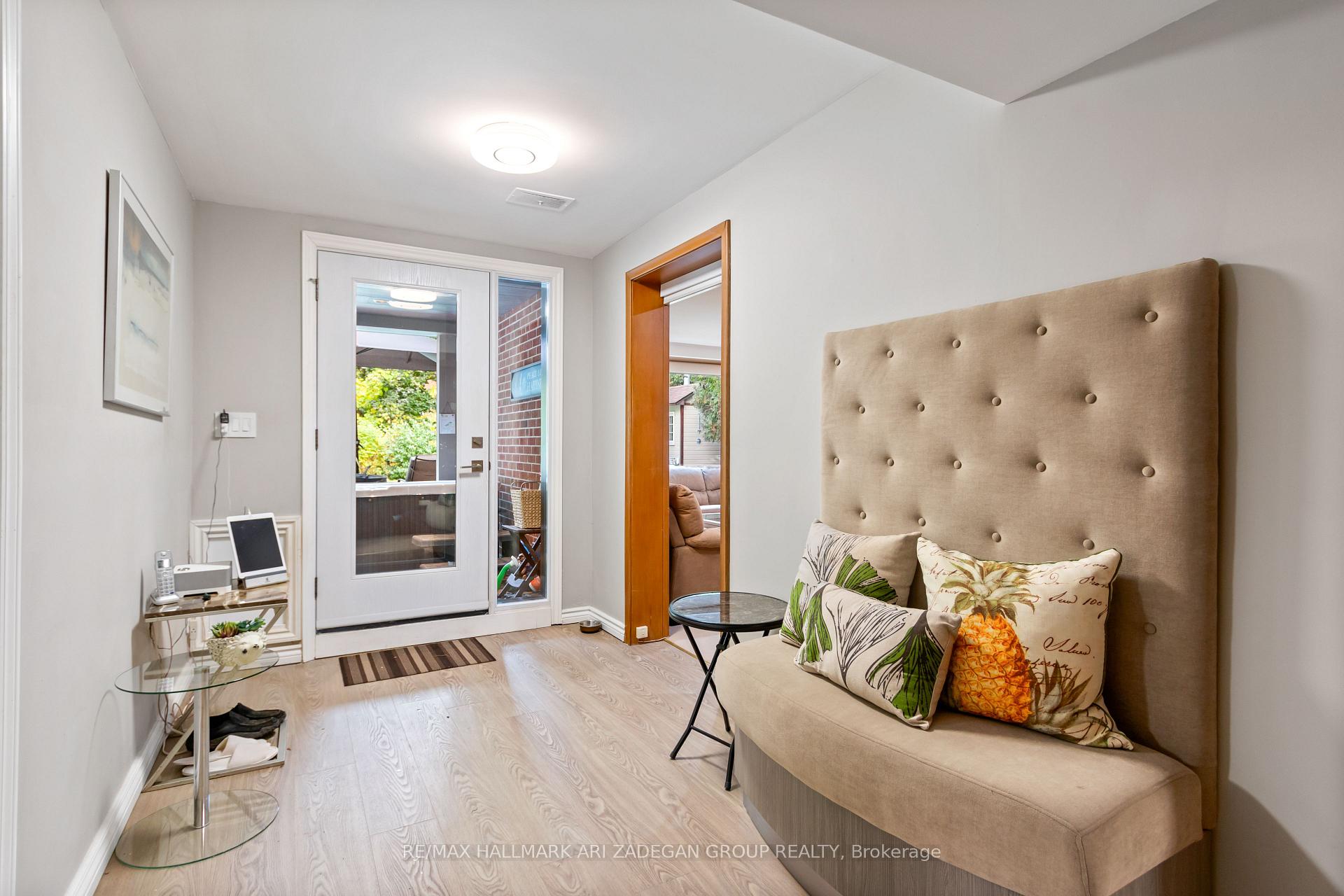 Photo 23 of 195 Burbank Drive, North York, Bayview Village — HOMEH