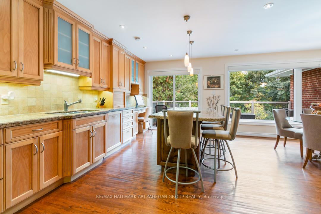 Photo 31 of 195 Burbank Drive, North York, Bayview Village — HOMEH